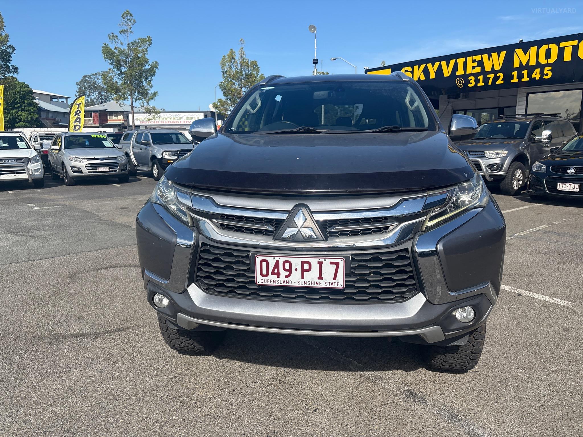 Mitsubishi Pajero Sports