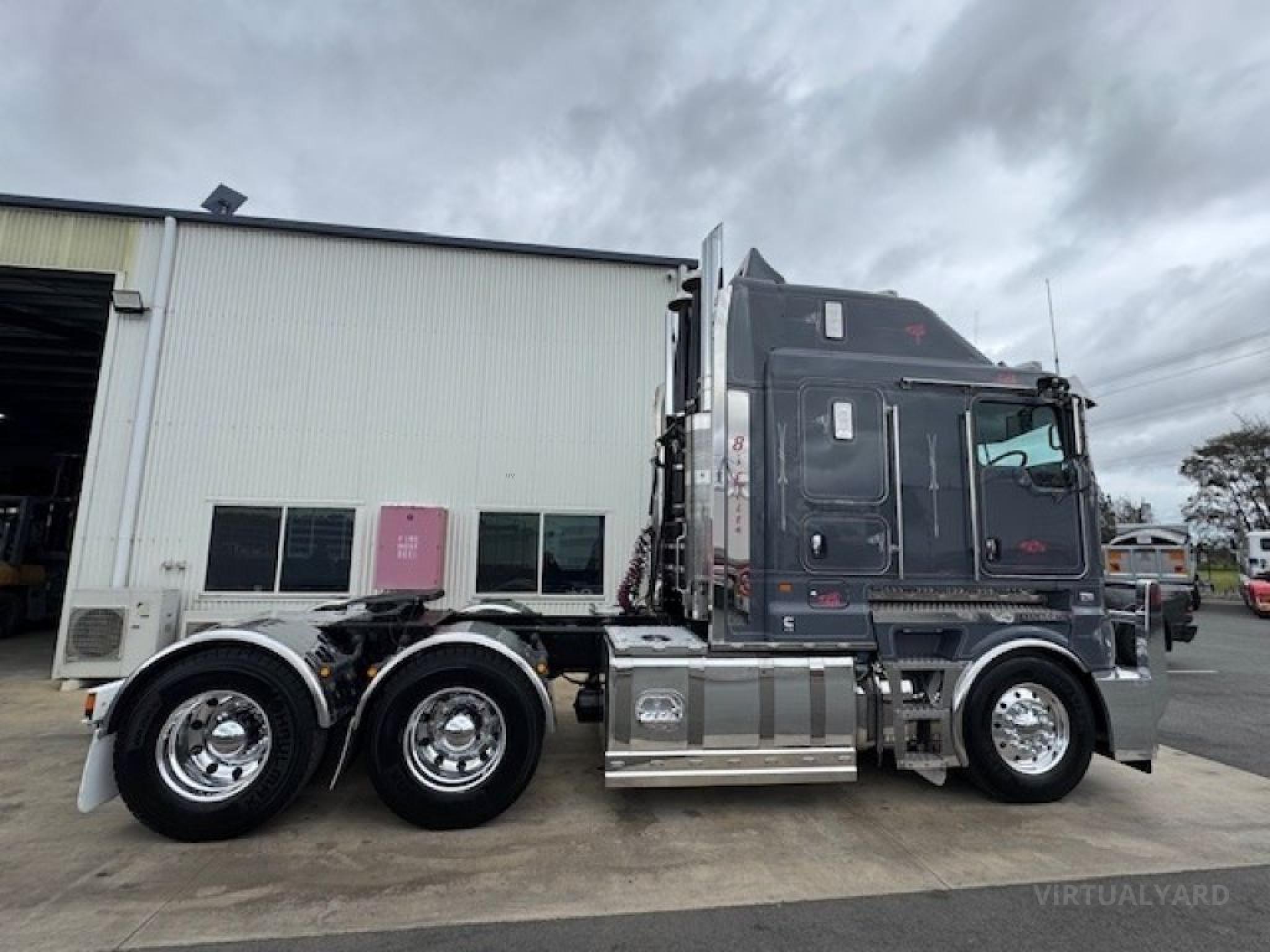 Kenworth K200 BIG CAB