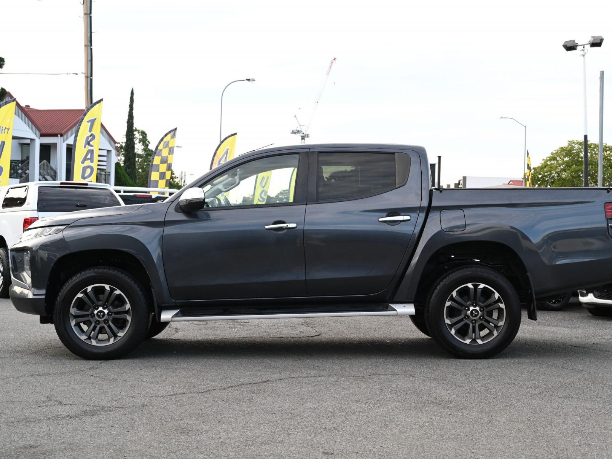 Mitsubishi Triton