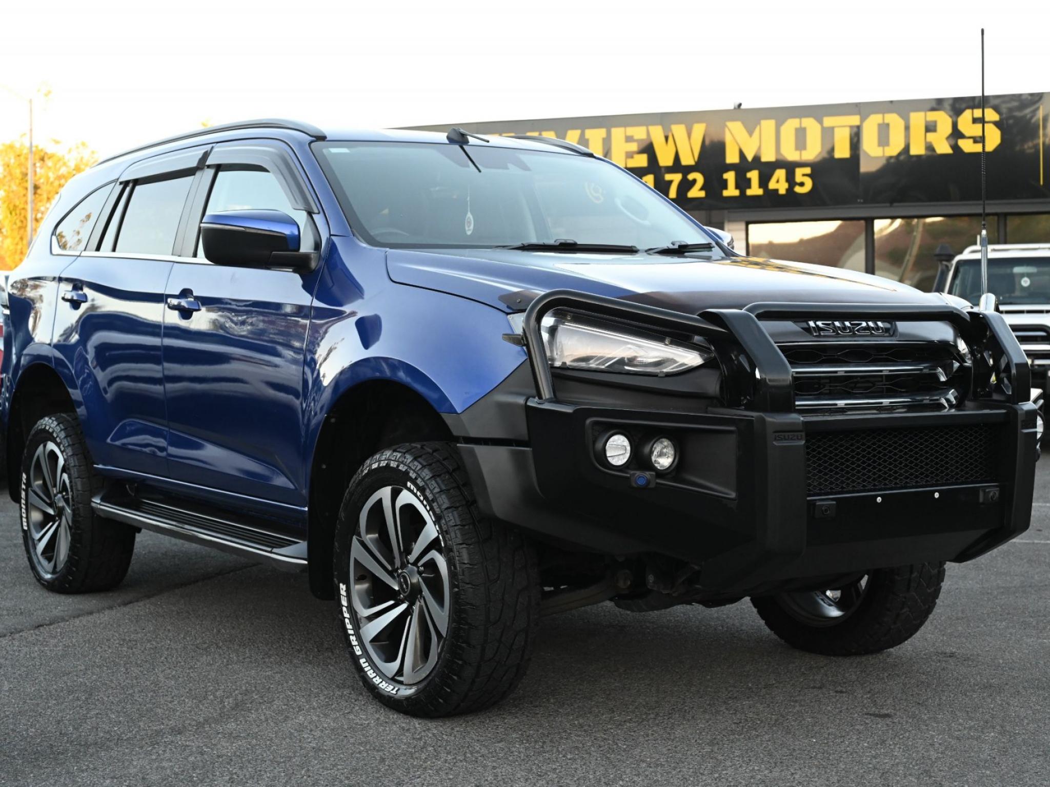 Isuzu MU-X