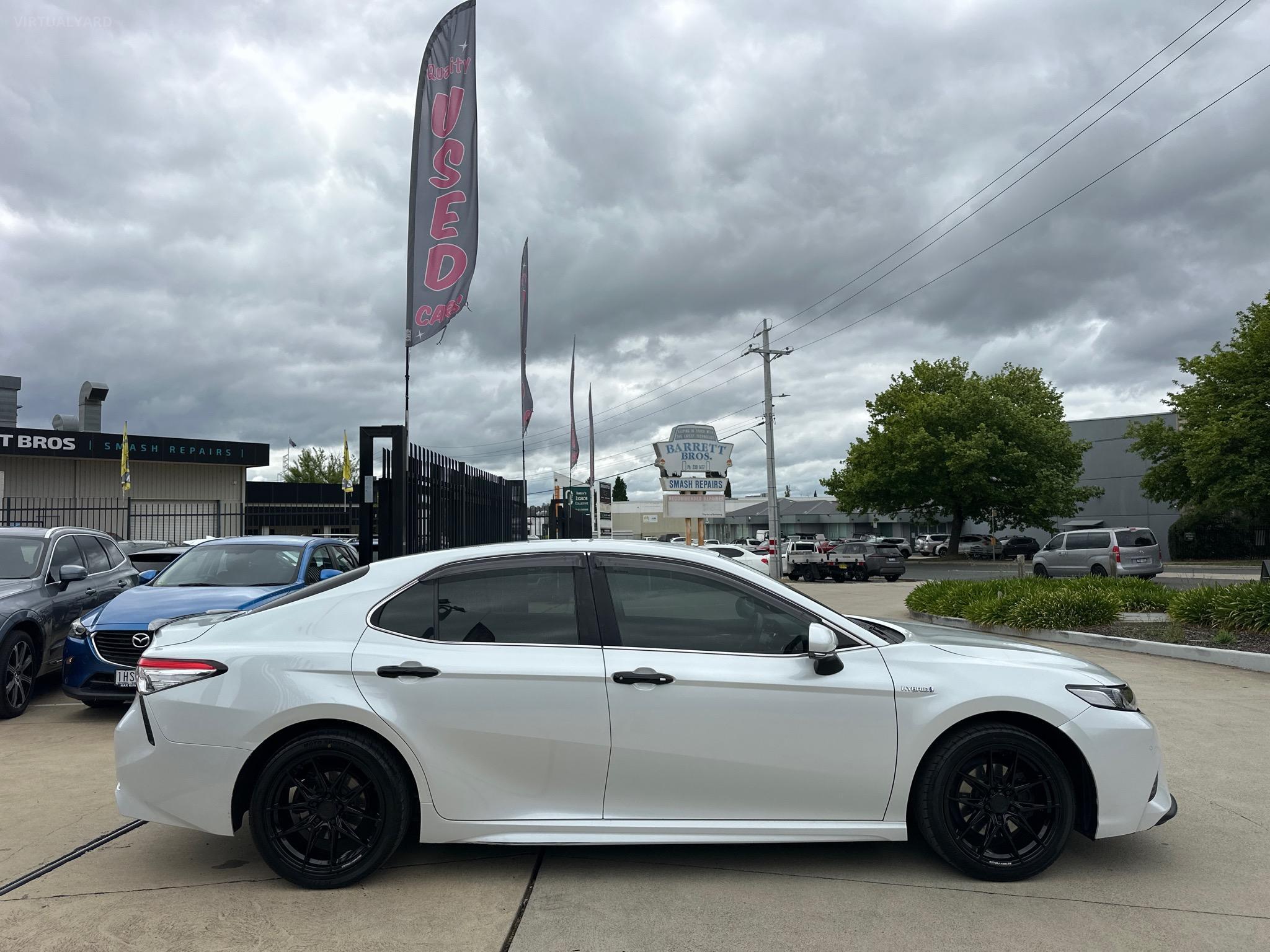 TOYOTA CAMRY