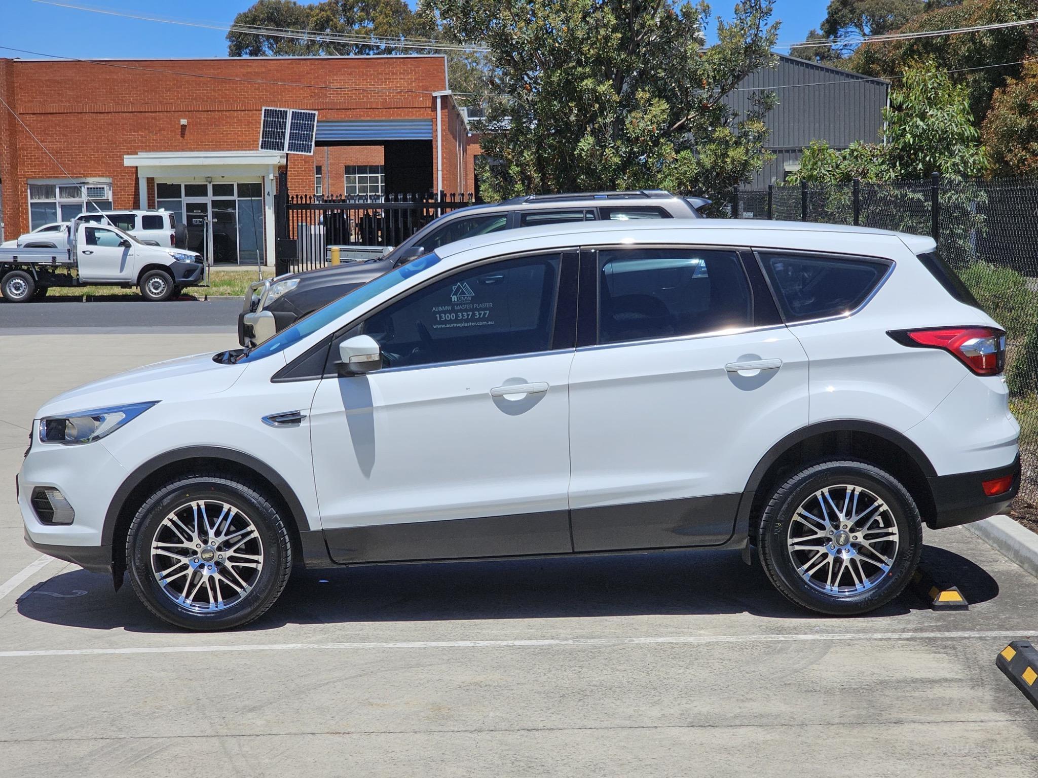 FORD ESCAPE
