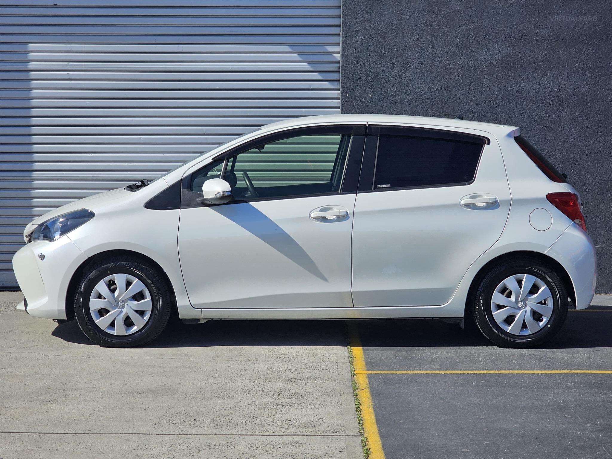 TOYOTA VITZ
