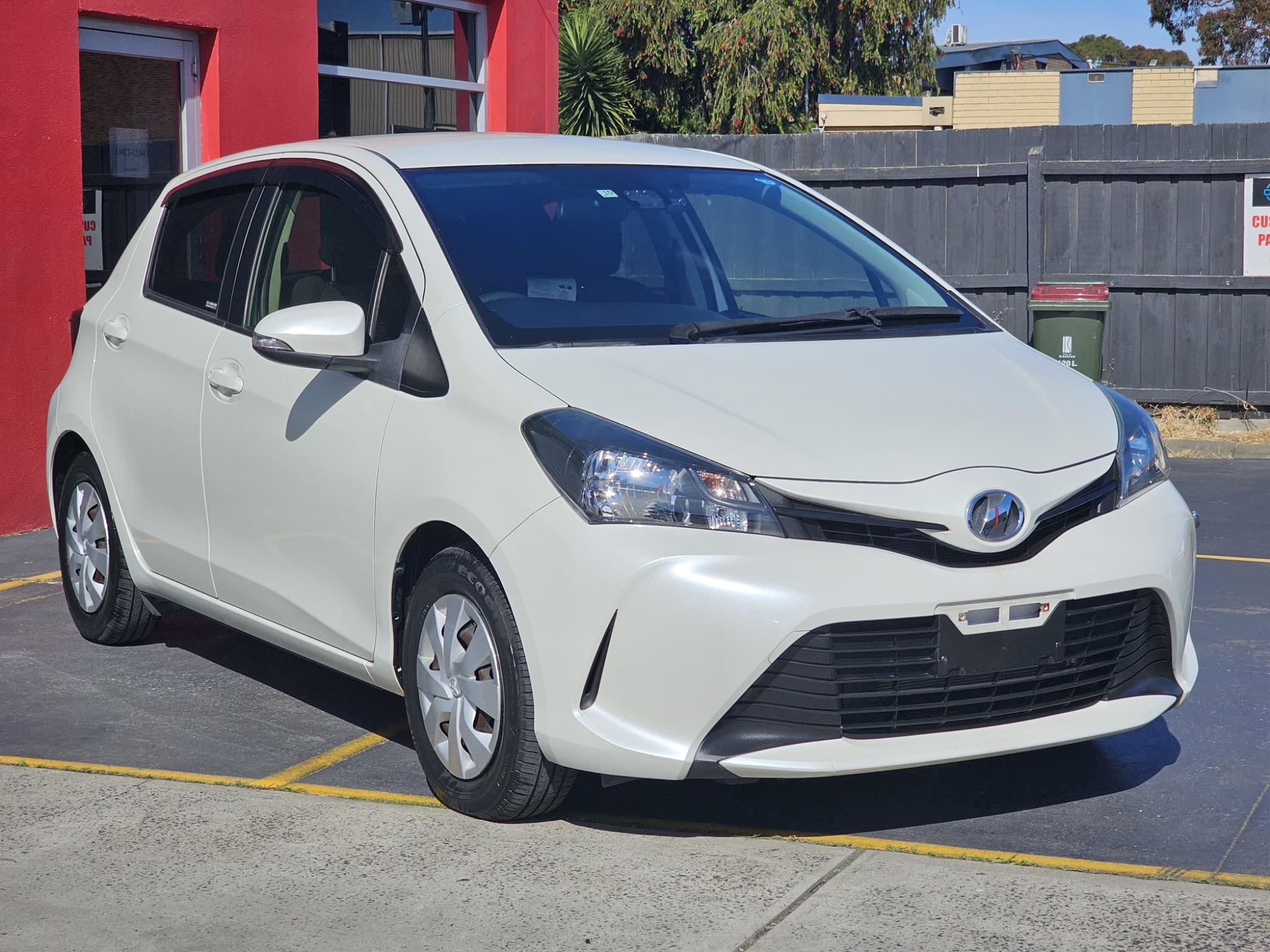TOYOTA VITZ