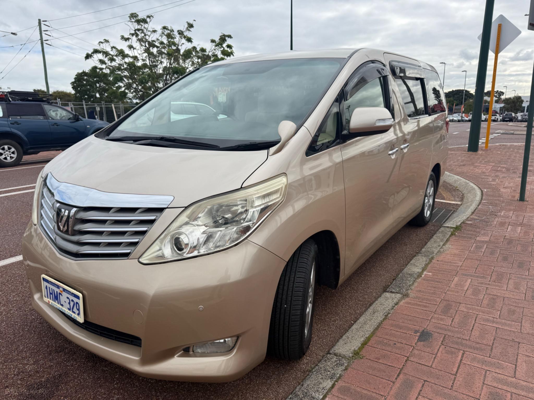 TOYOTA ALPHARD