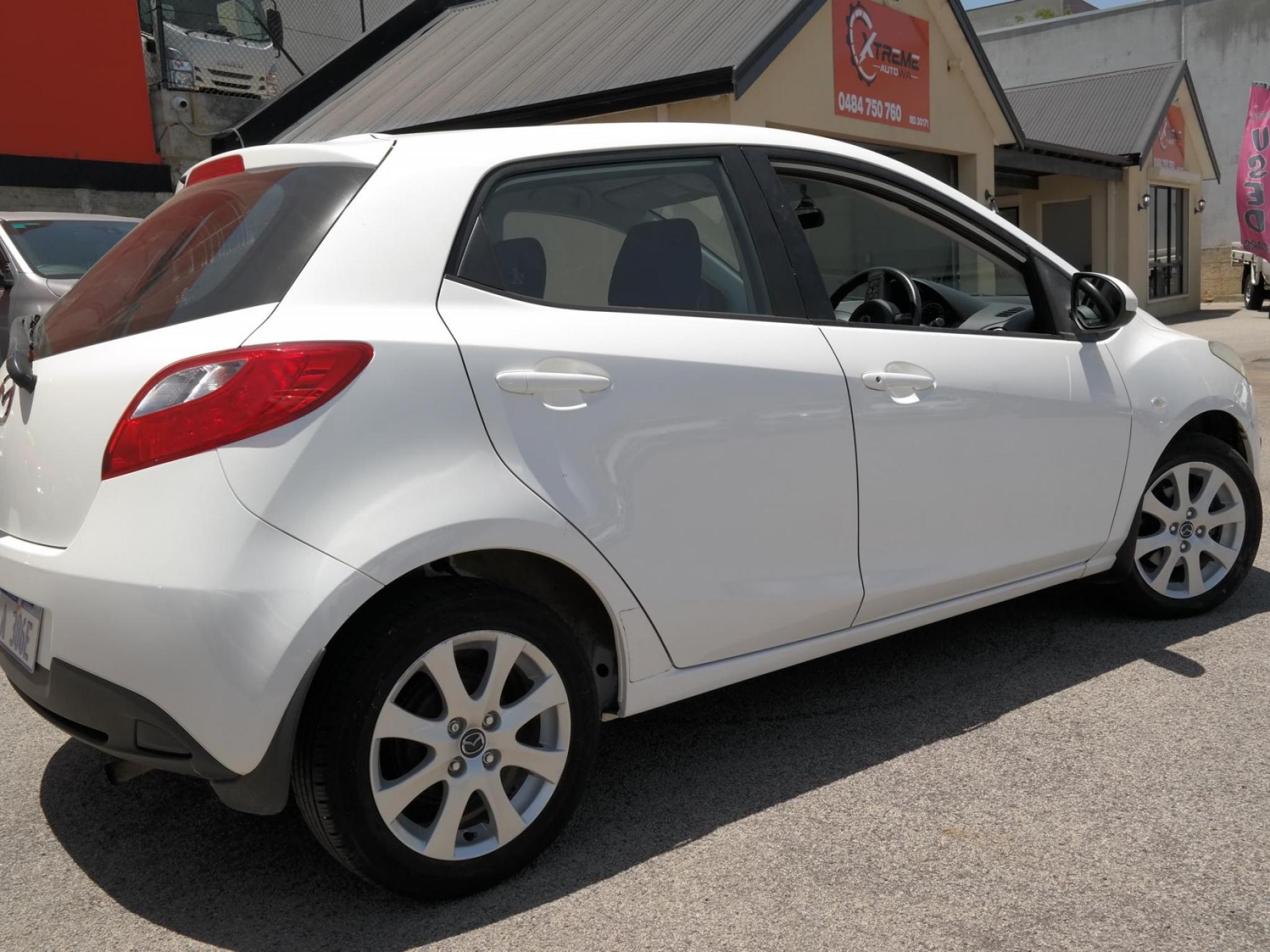 Mazda 2
