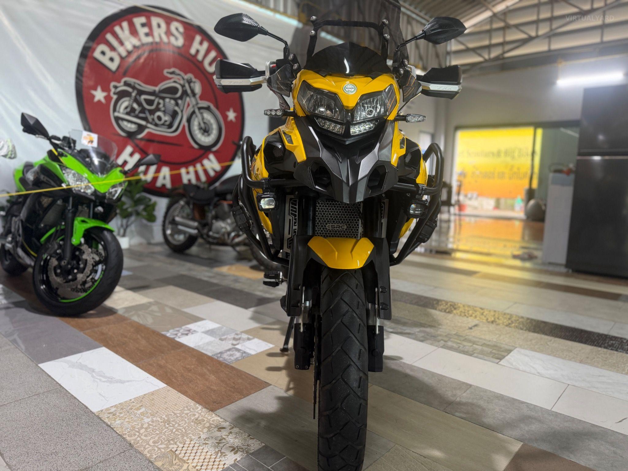 BENELLI TRK 502X ABS