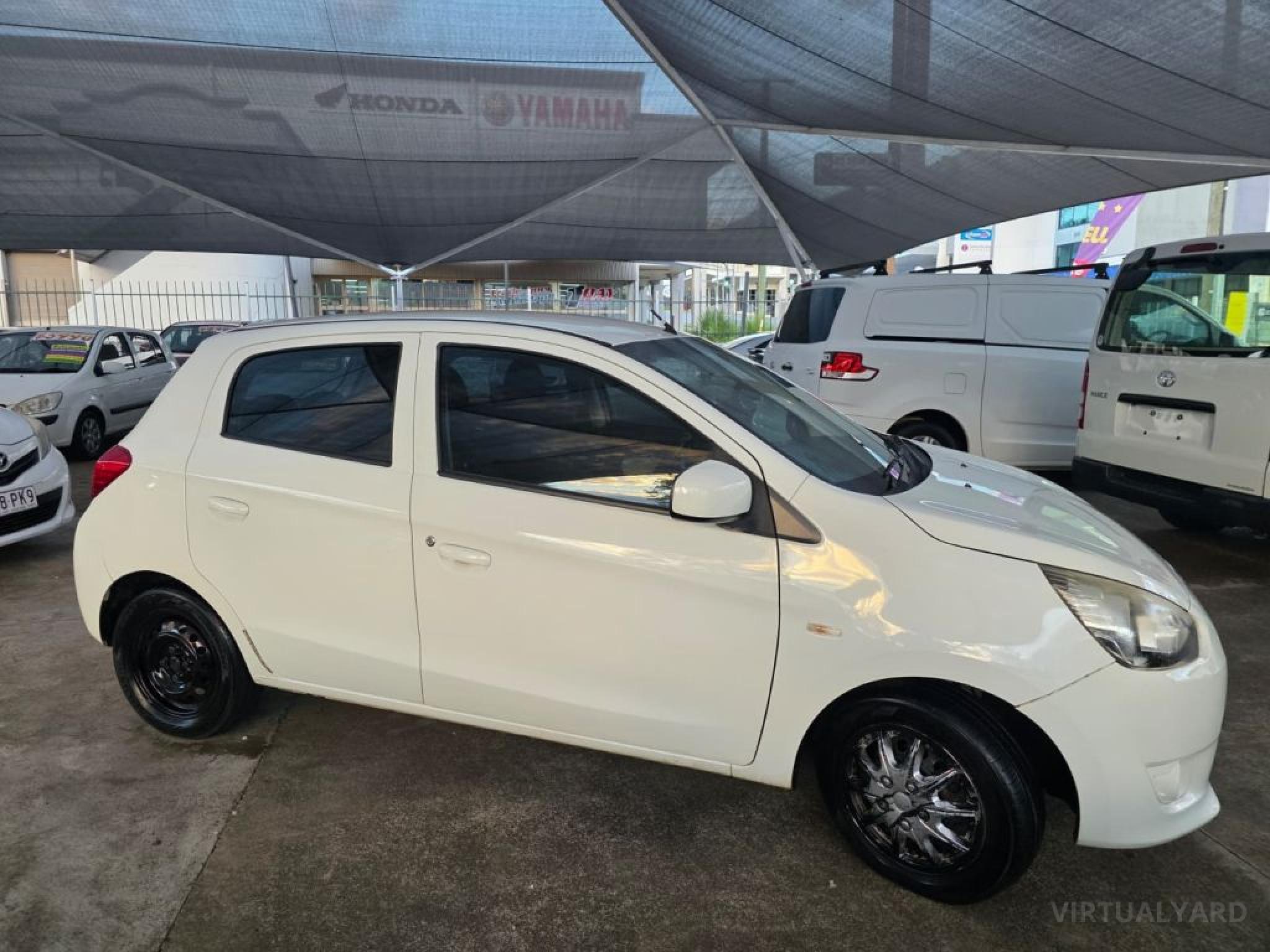 MITSUBISHI MIRAGE