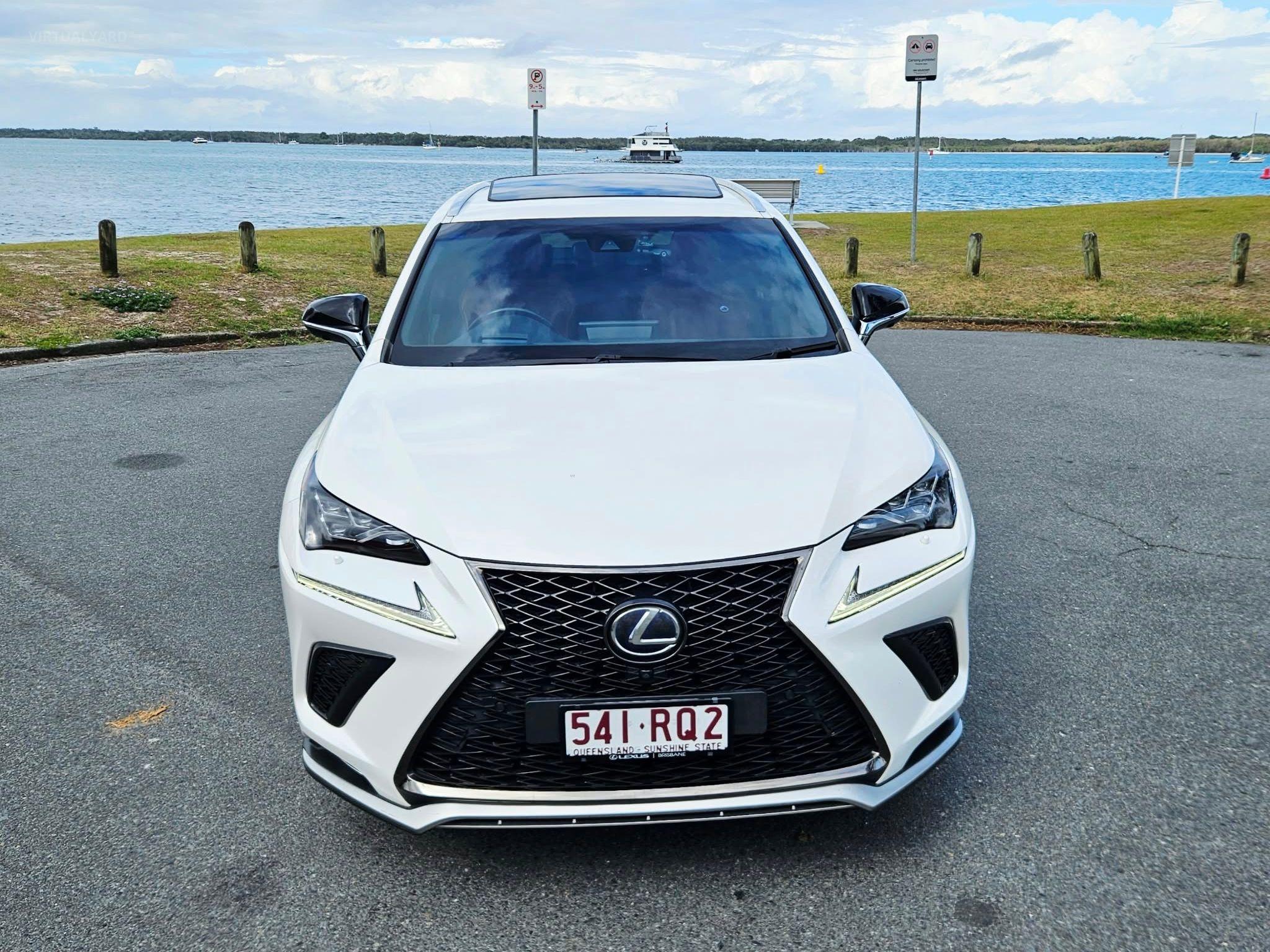 LEXUS NX300h