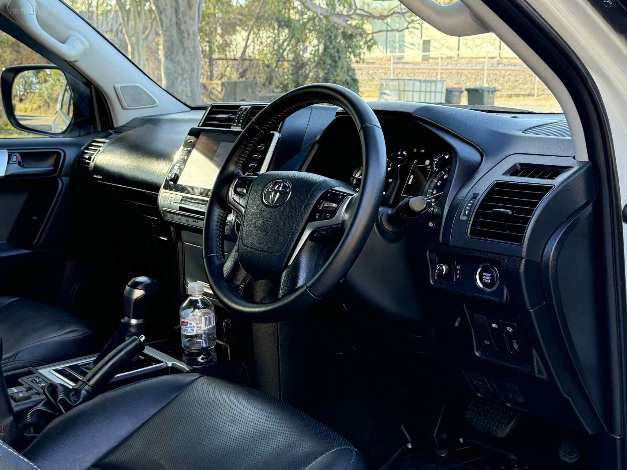 TOYOTA LANDCRUISER PRADO