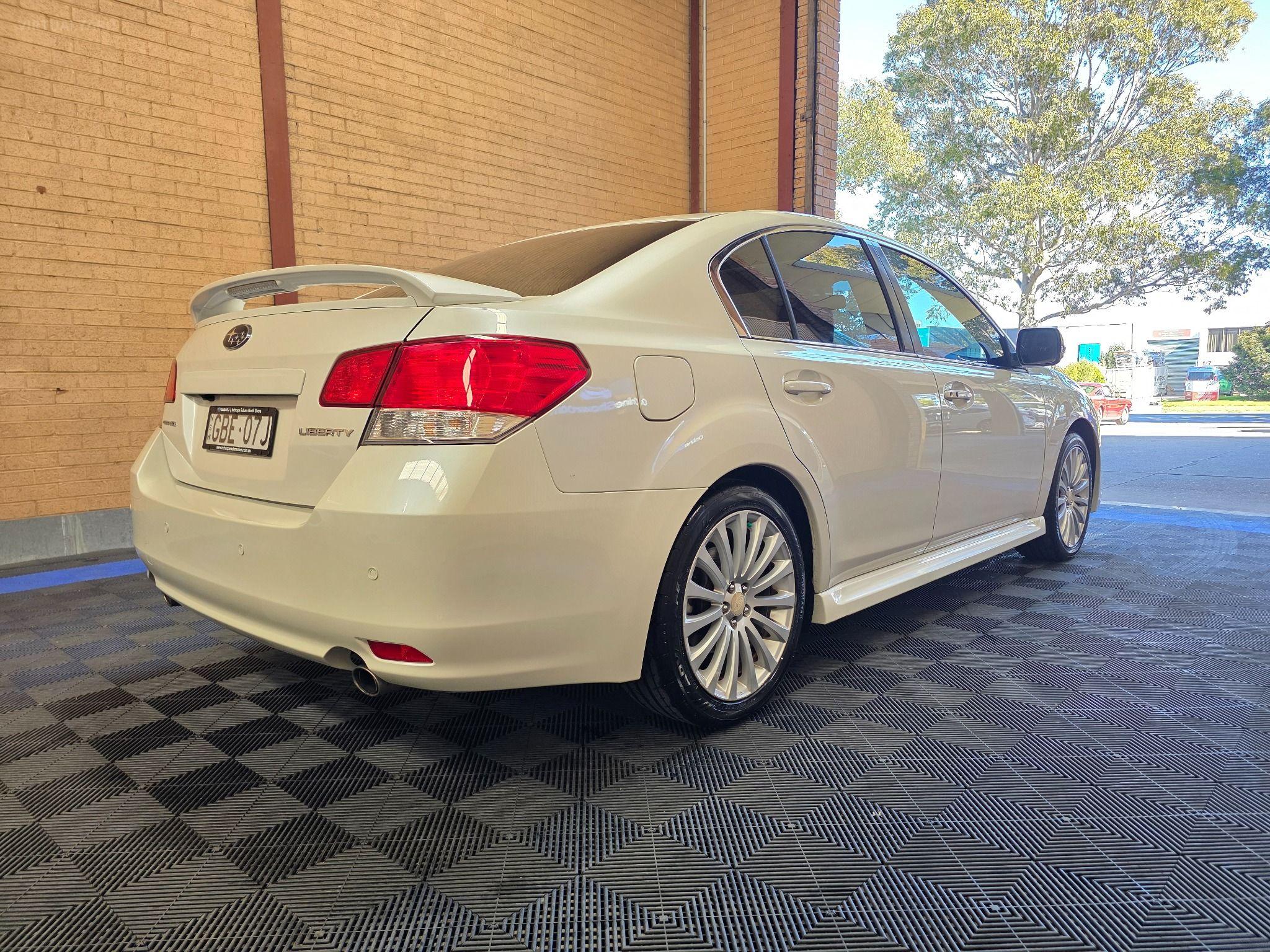 SUBARU LIBERTY