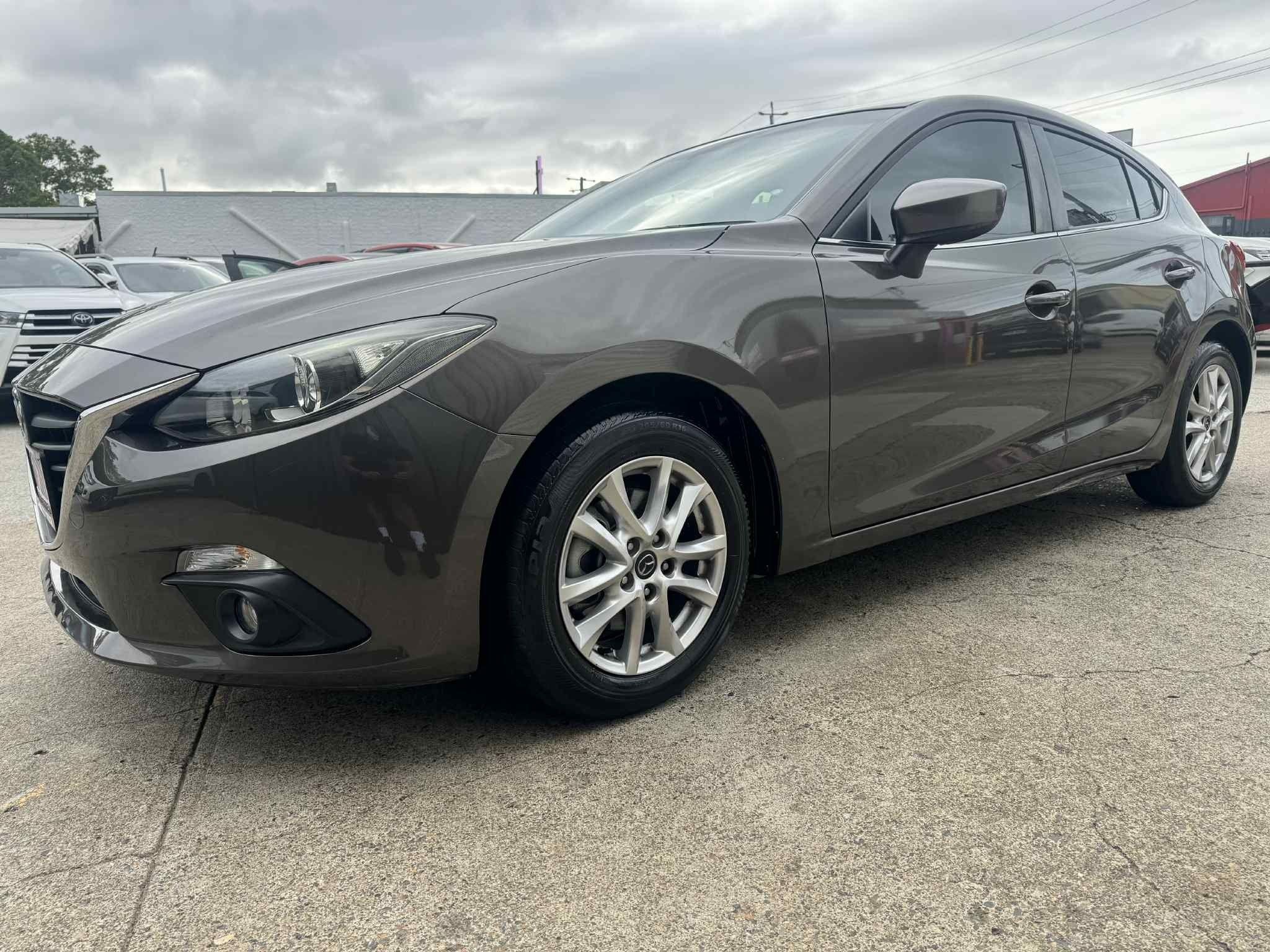 MAZDA MAZDA3