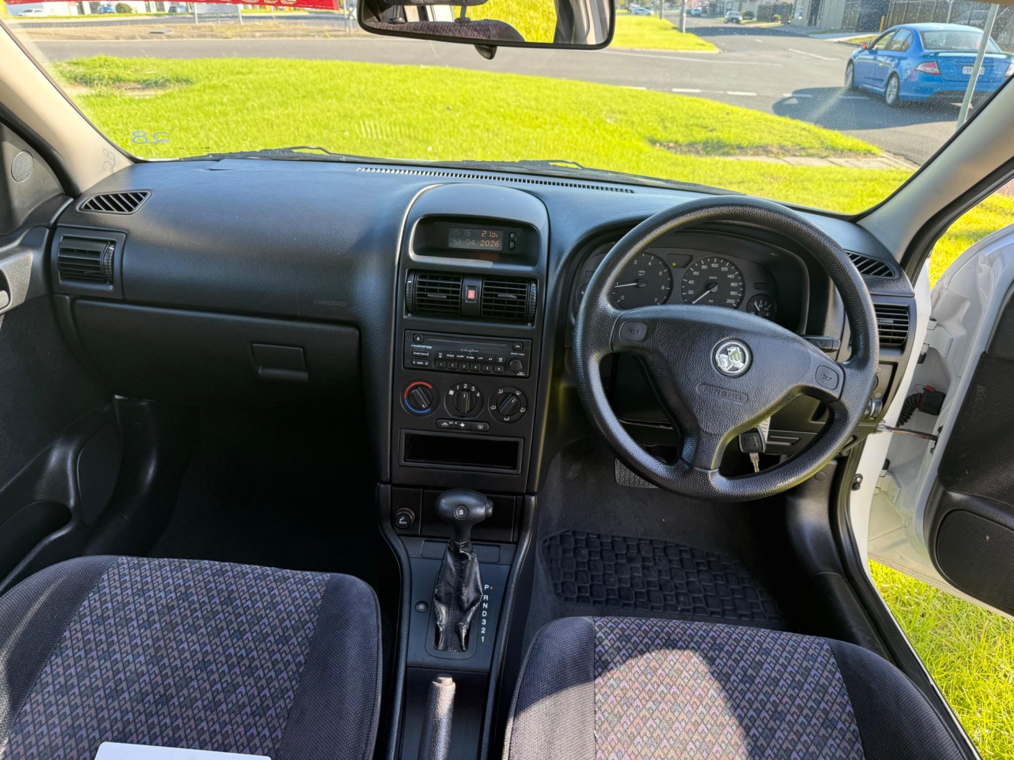 HOLDEN ASTRA