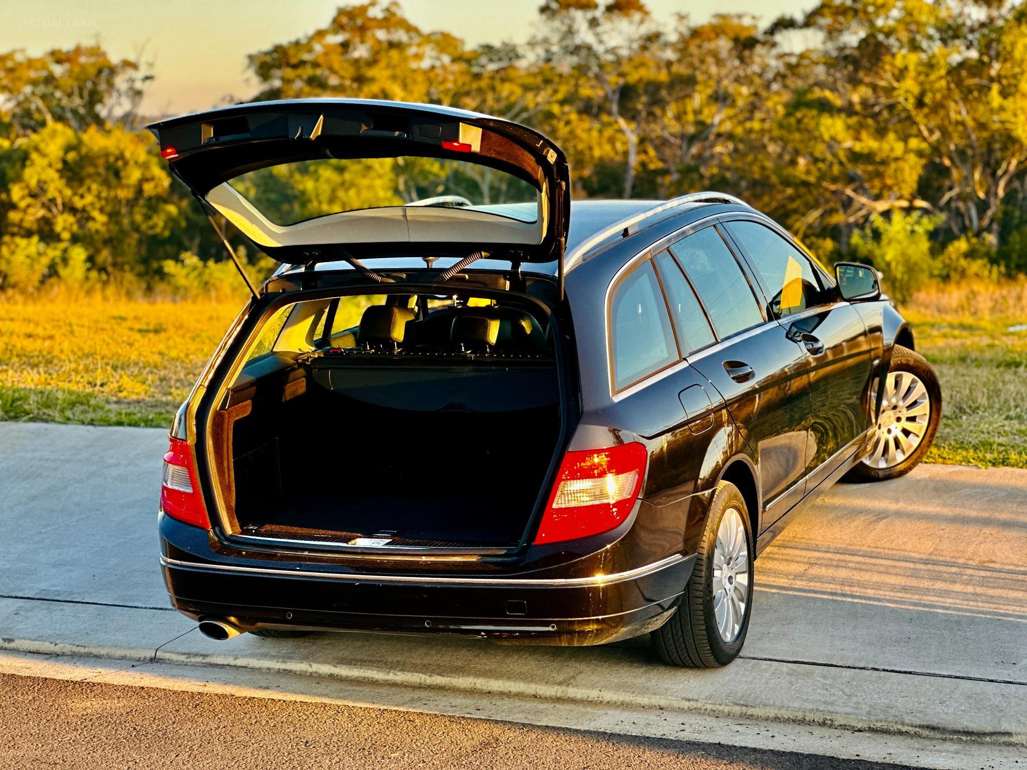 Mercedes-Benz C200 CGI