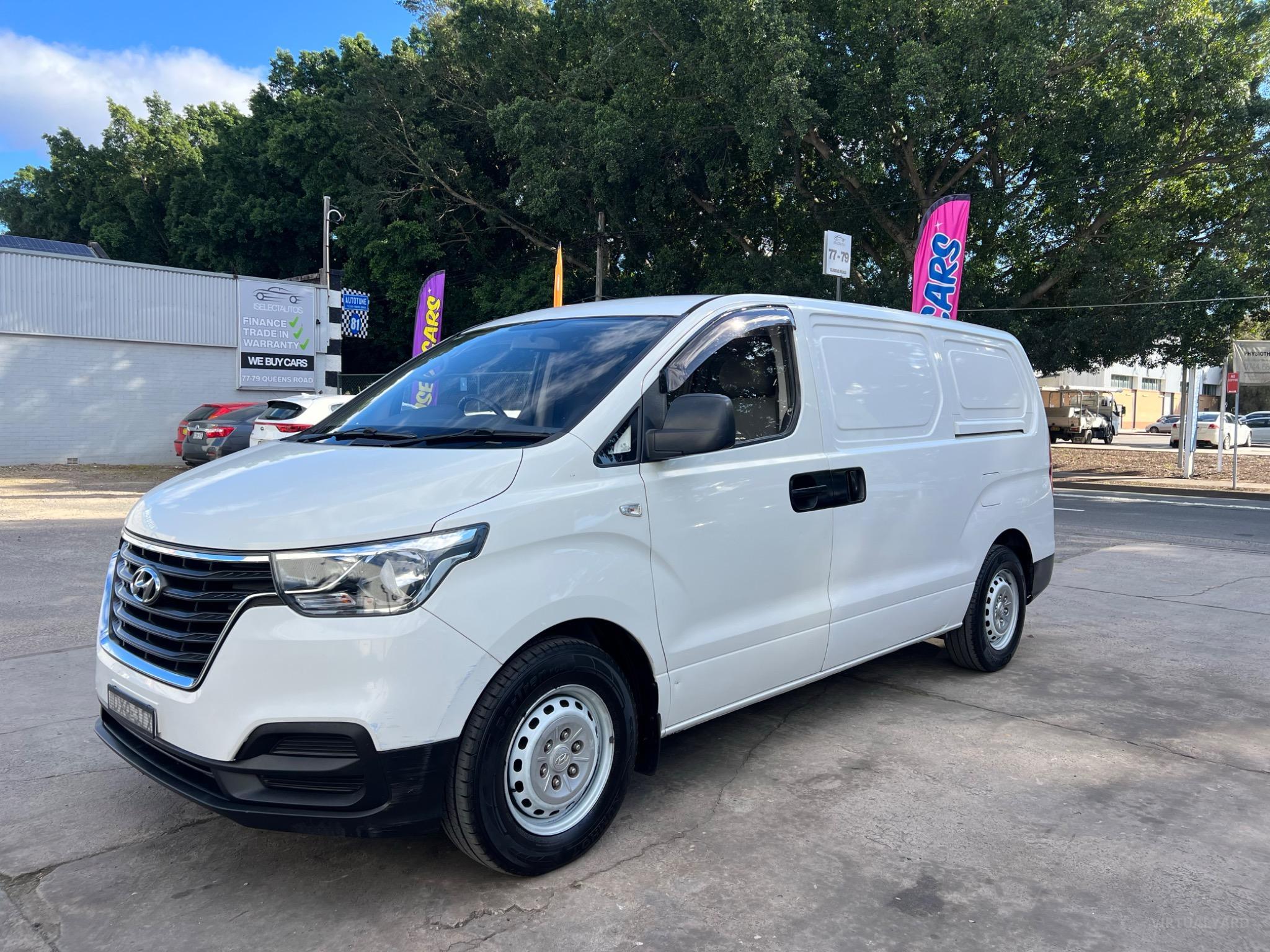 HYUNDAI iLOAD
