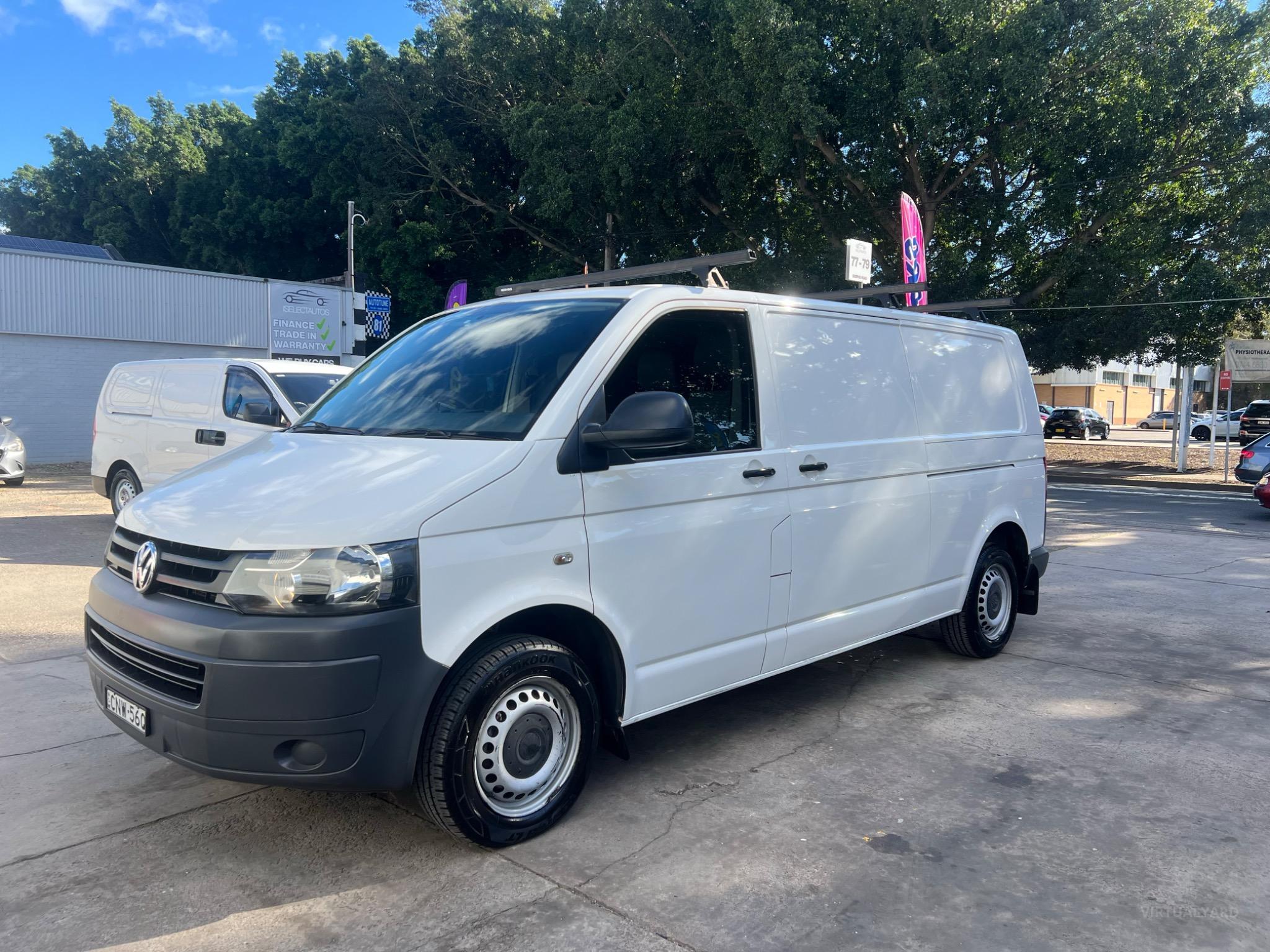 VOLKSWAGEN TRANSPORTER