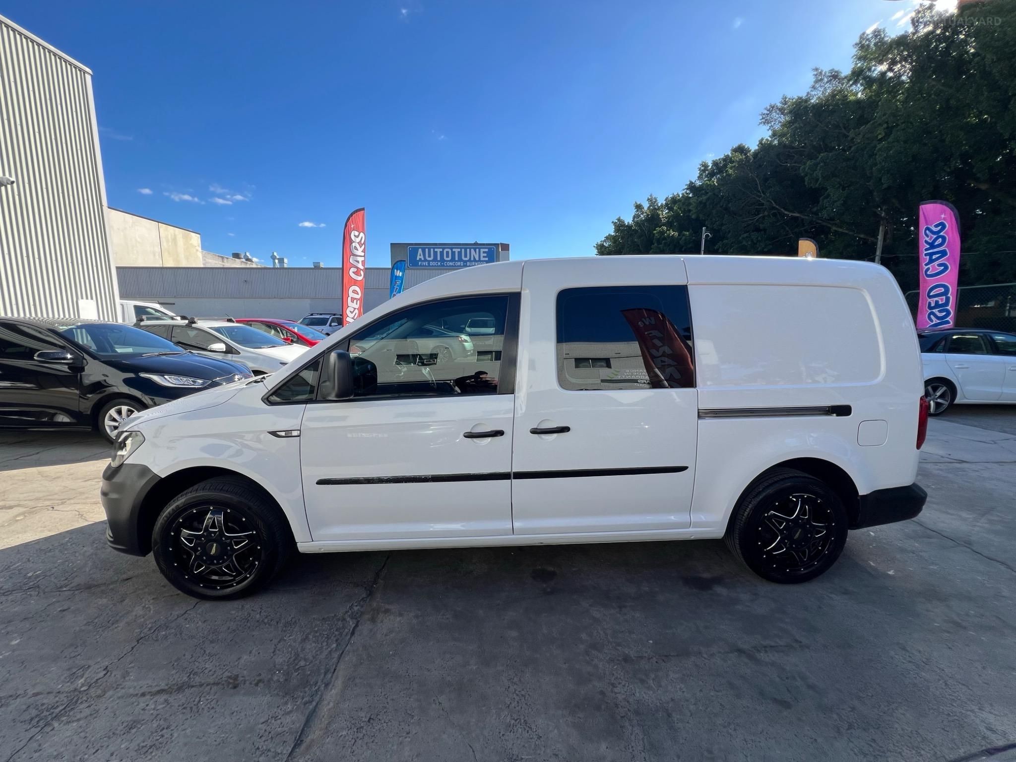 VOLKSWAGEN CADDY