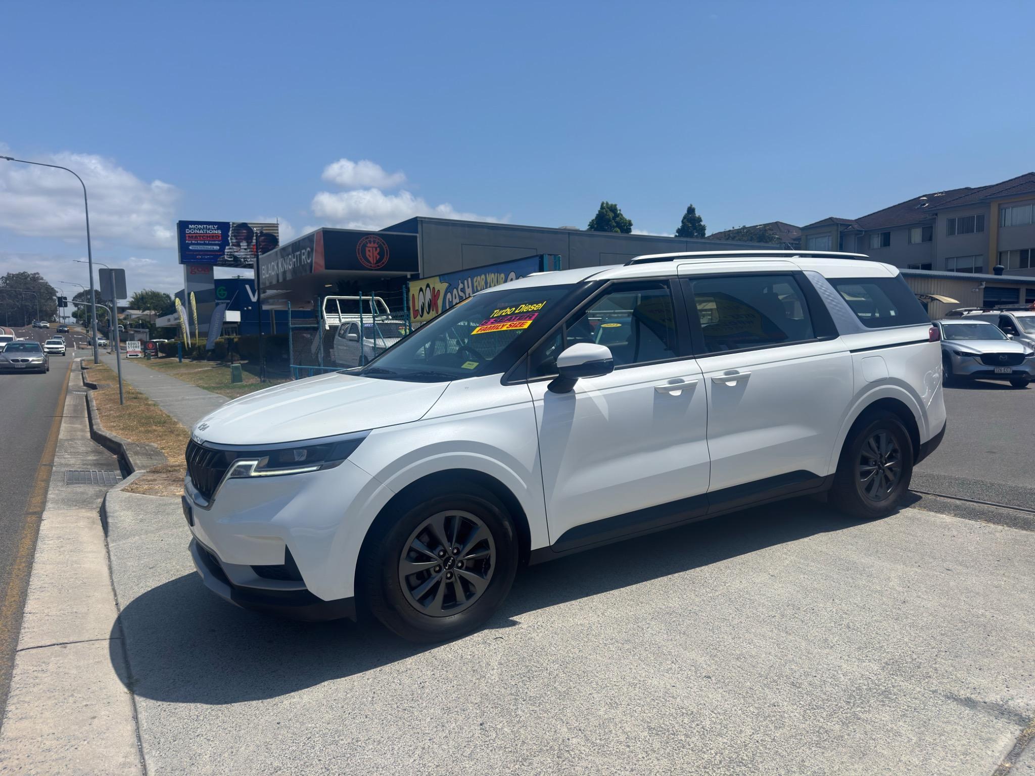 KIA CARNIVAL