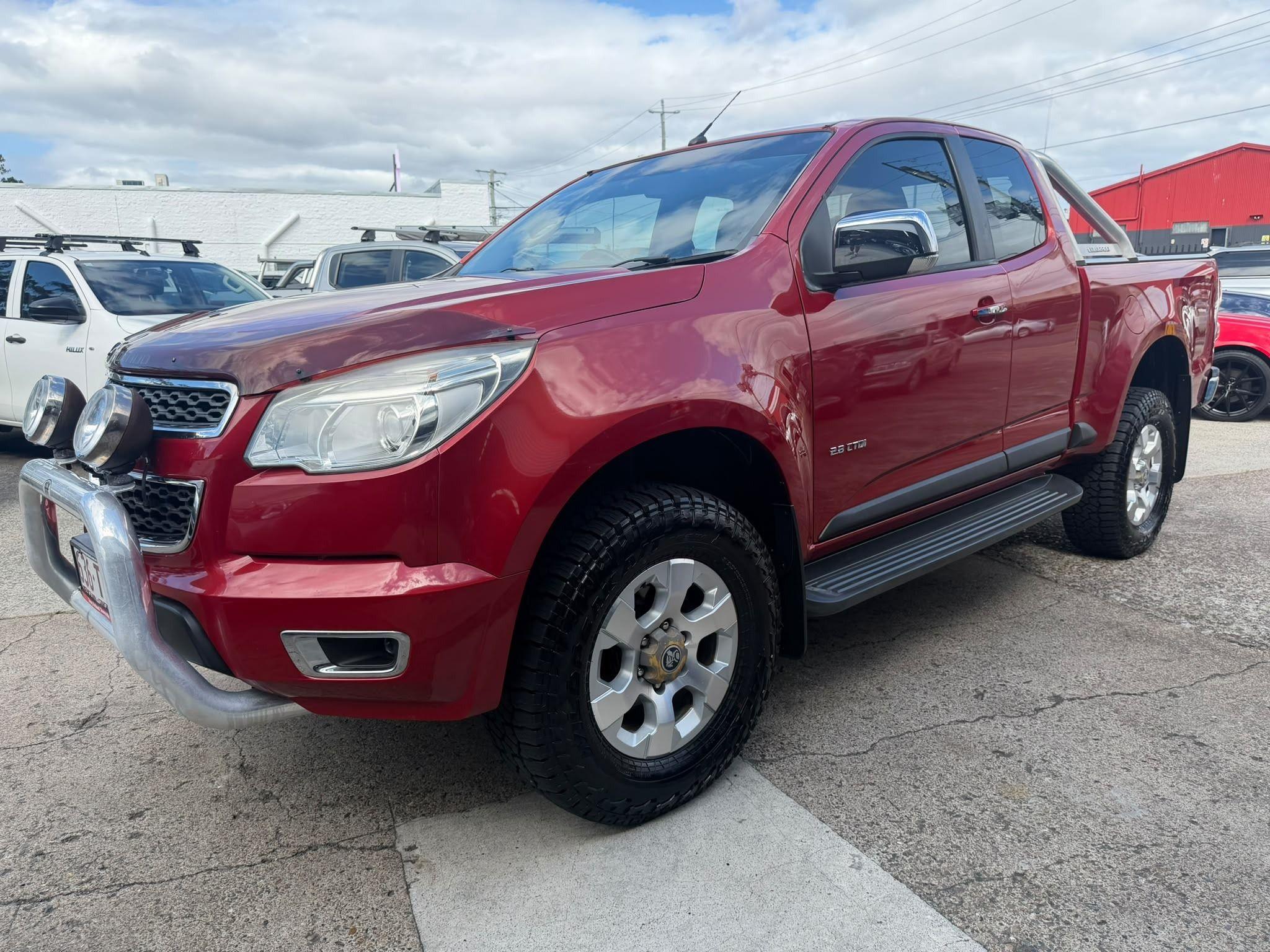 HOLDEN COLORADO
