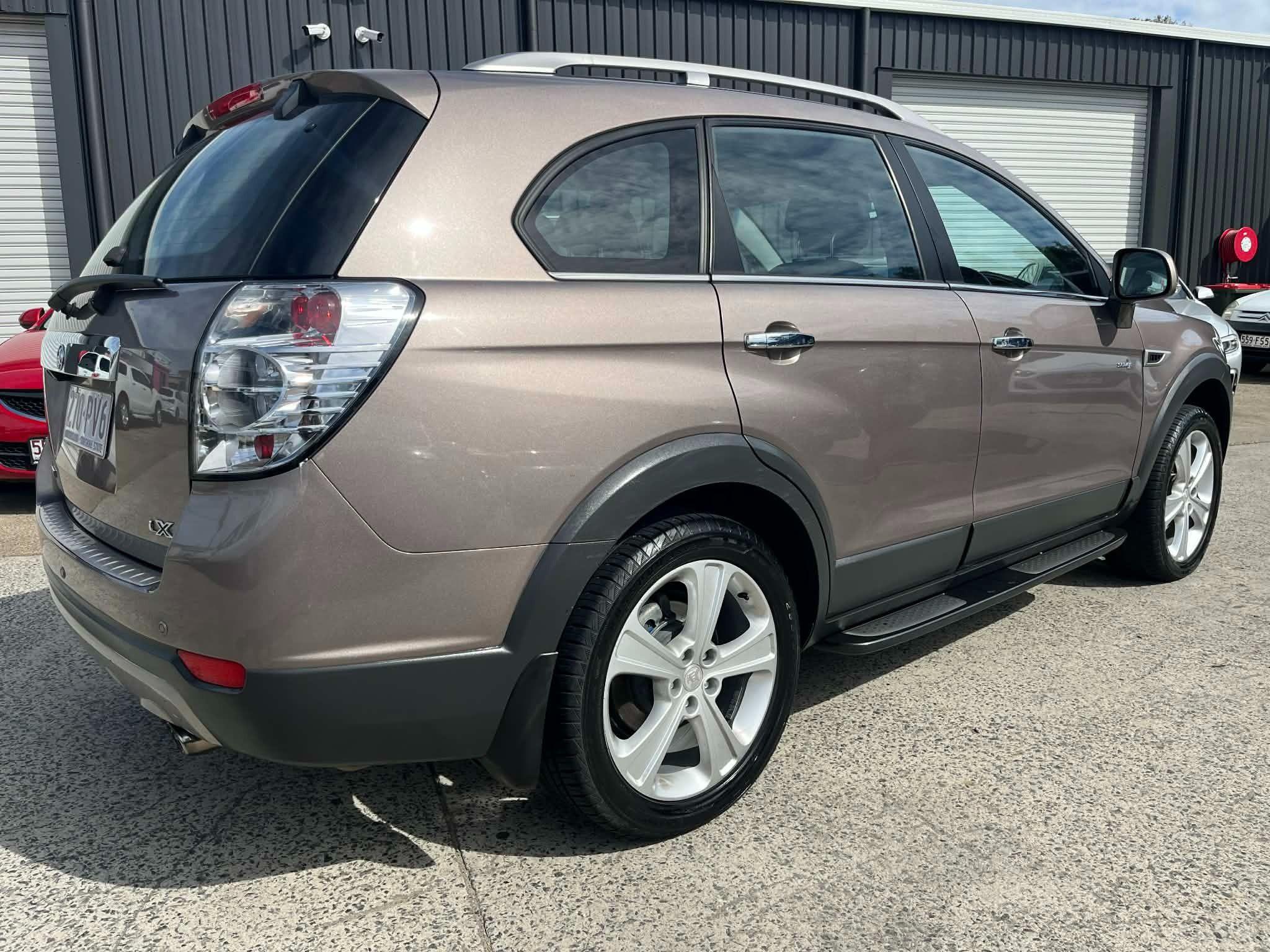 HOLDEN CAPTIVA