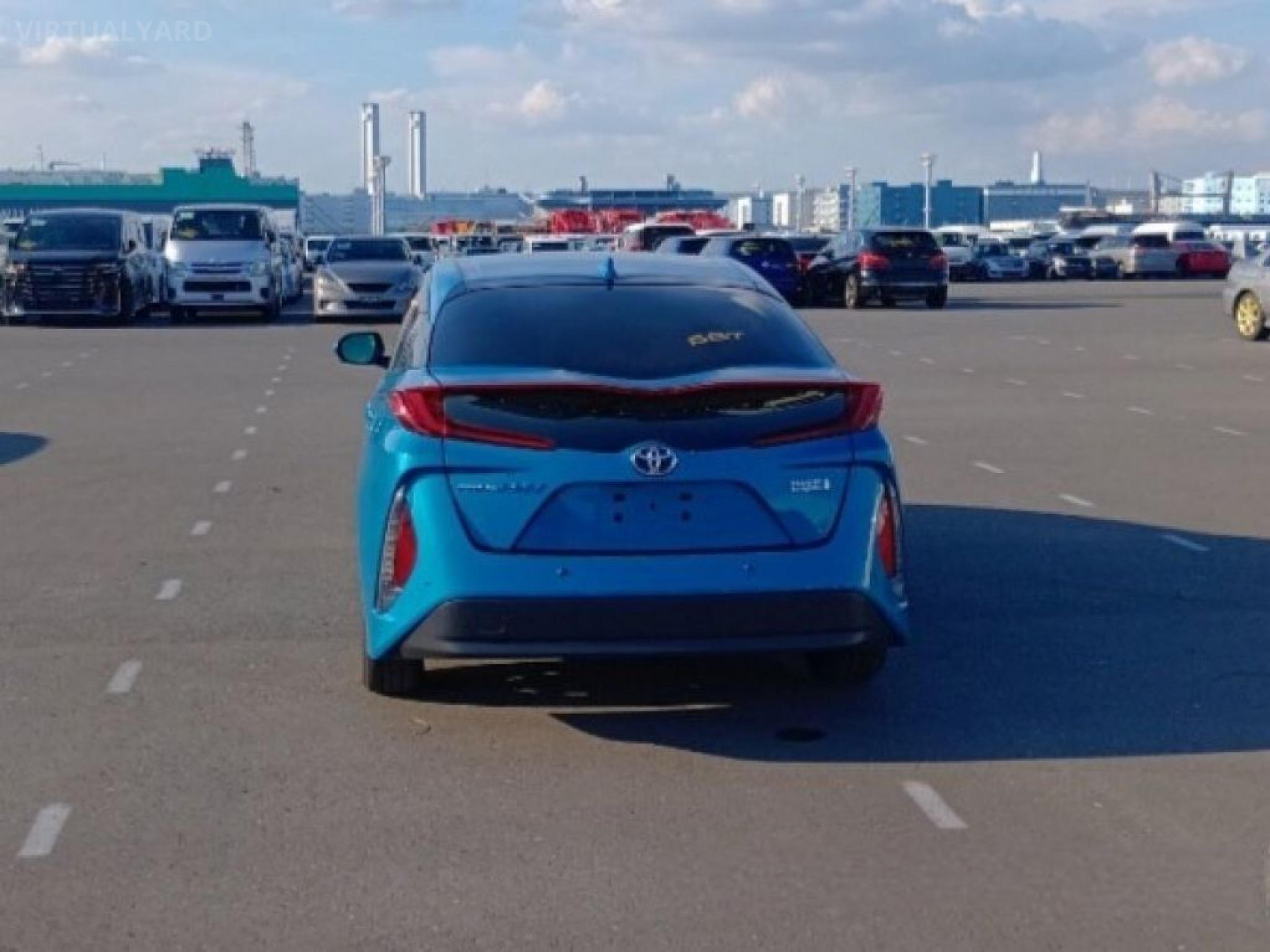 TOYOTA PRIUS PHV