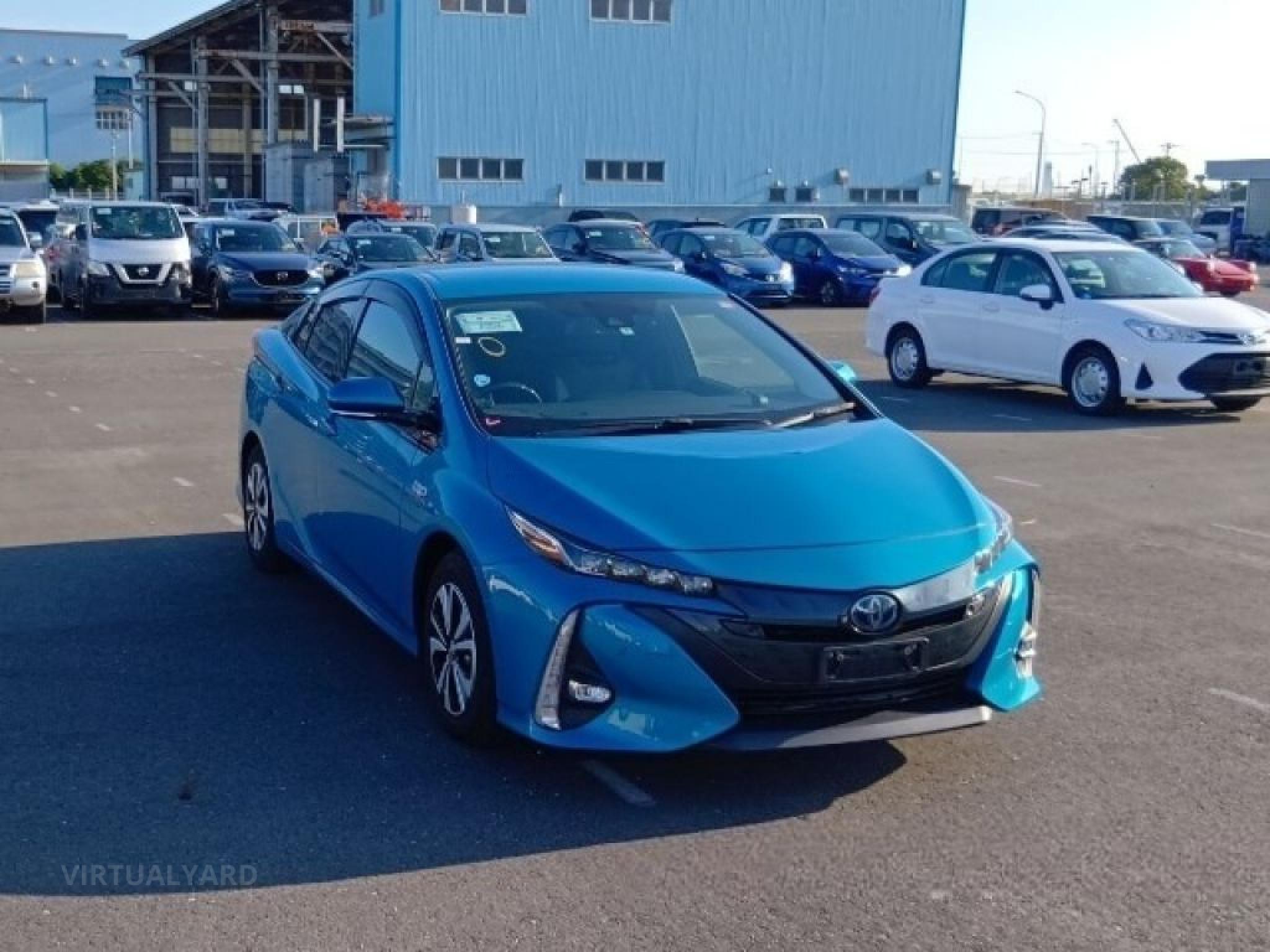 TOYOTA PRIUS PHV