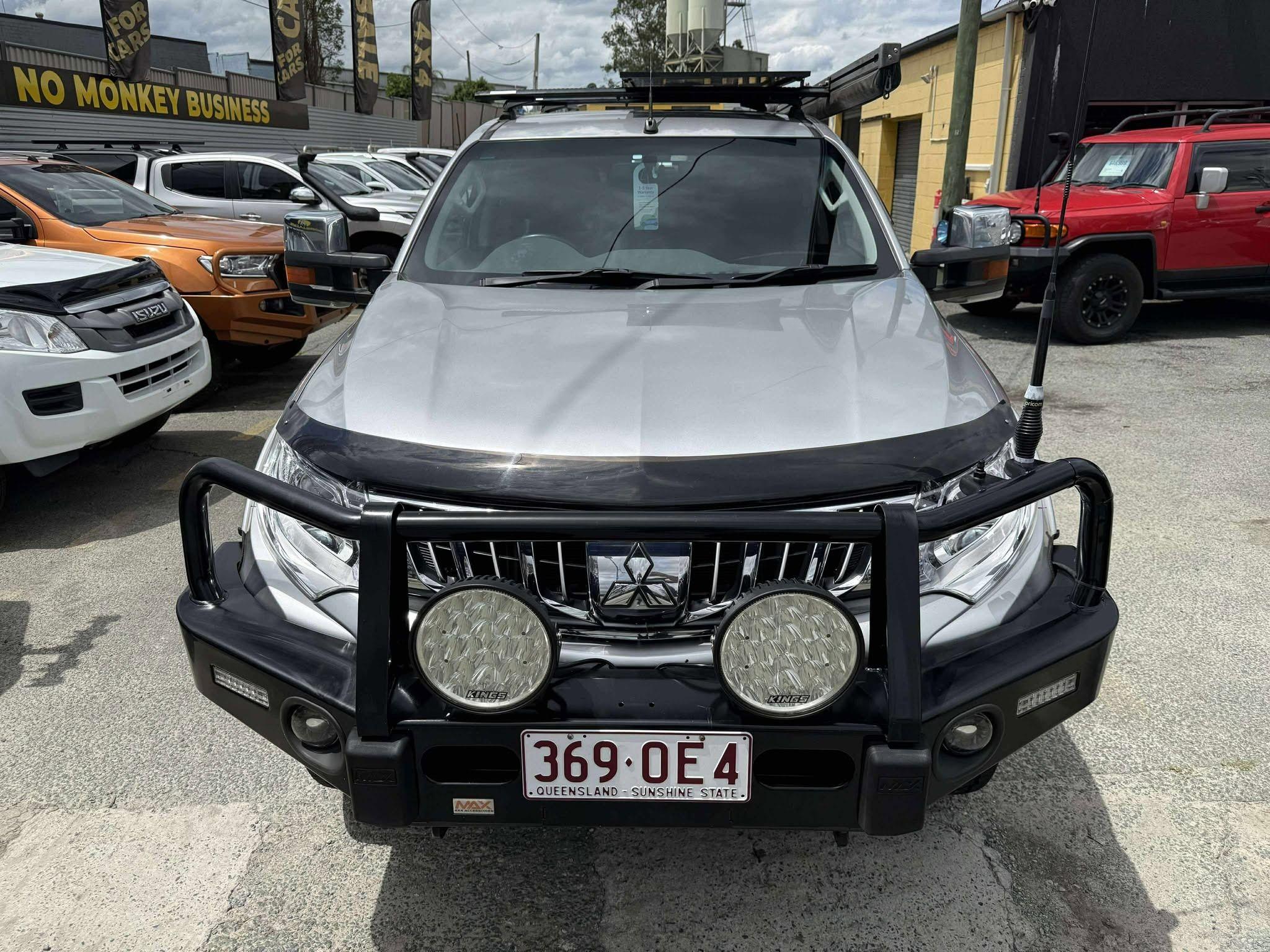MITSUBISHI TRITON
