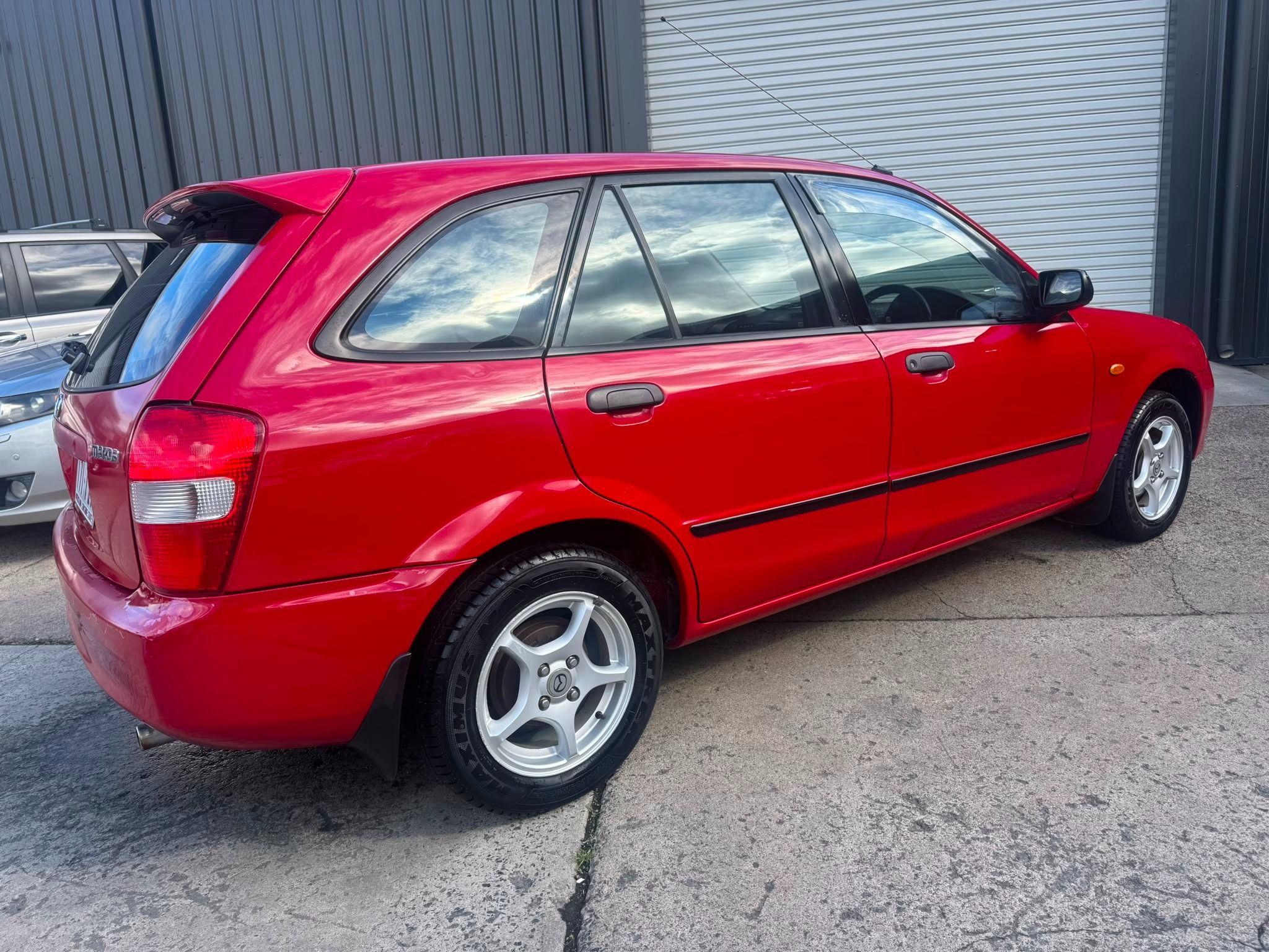 MAZDA 323
