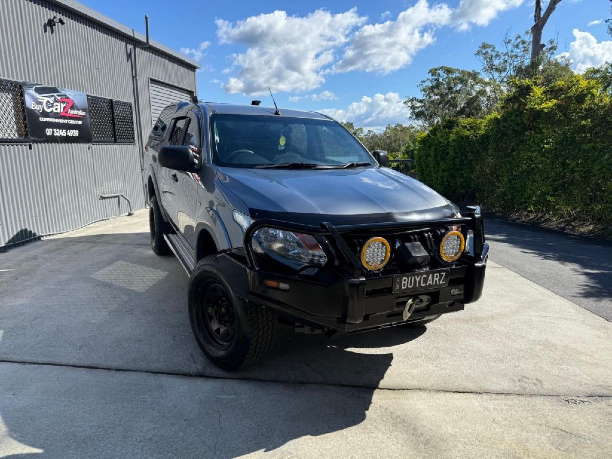 Mitsubishi Triton