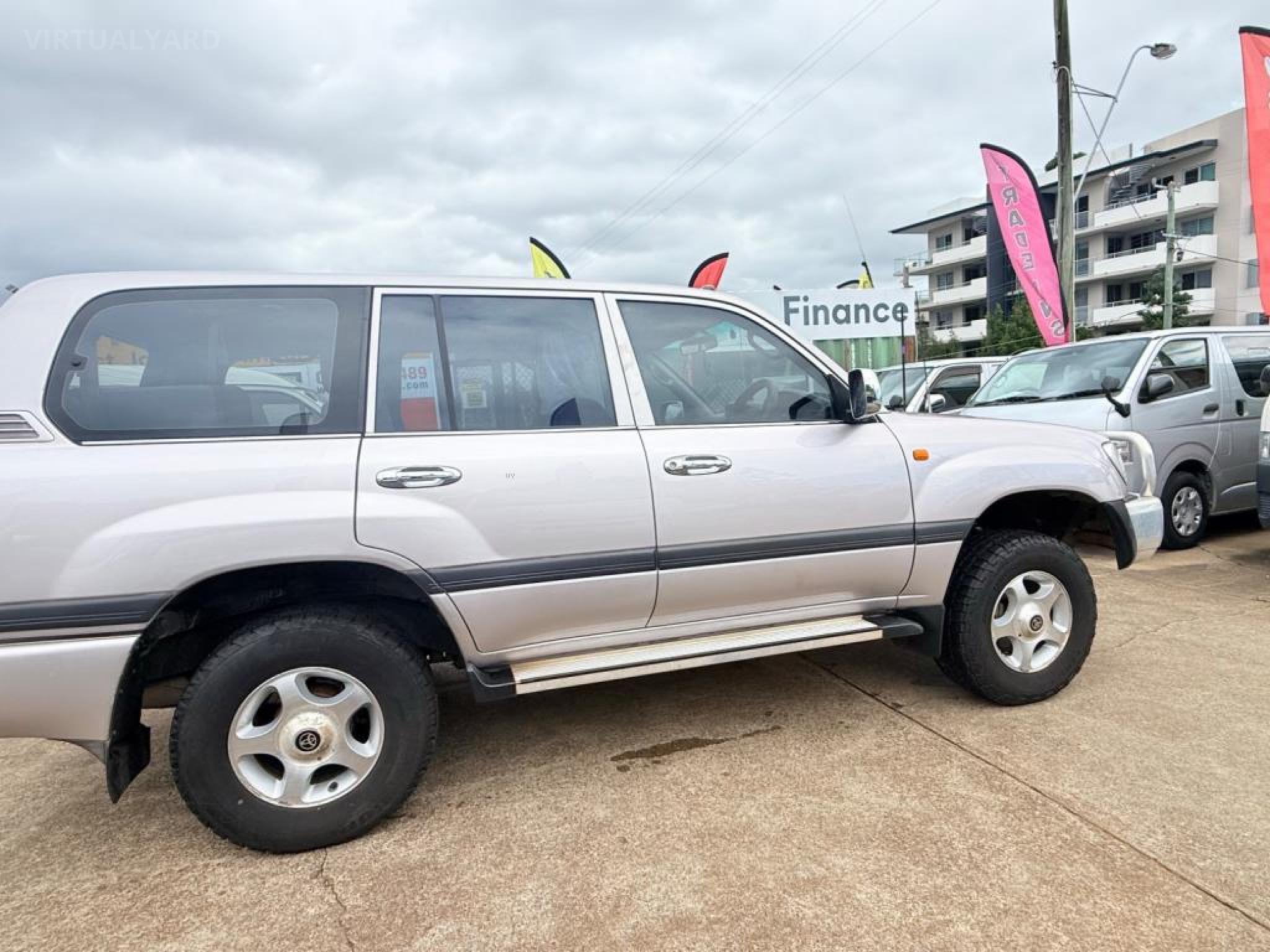 TOYOTA LANDCRUISER