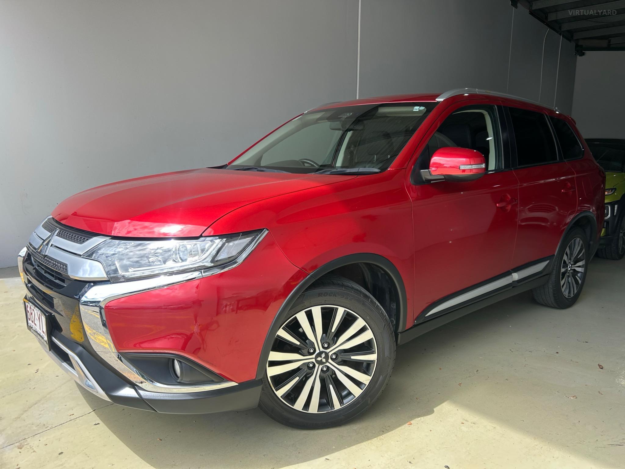 MITSUBISHI OUTLANDER