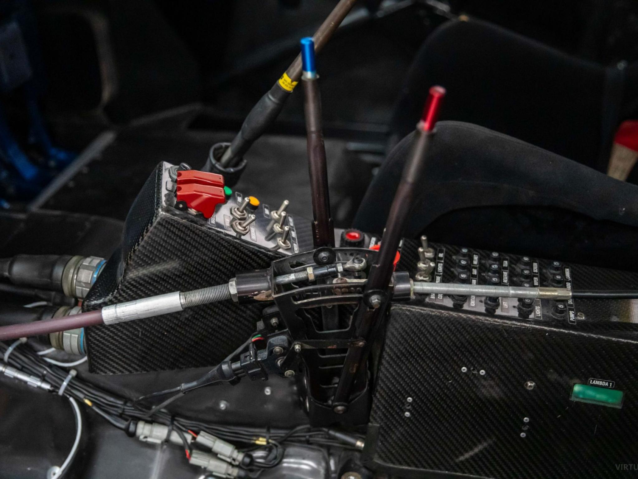 FORD BF 888 LOWNDES SUPERCAR 888 CRAIG LOWNDES BUILT BY TRIPLE EIGHT ...