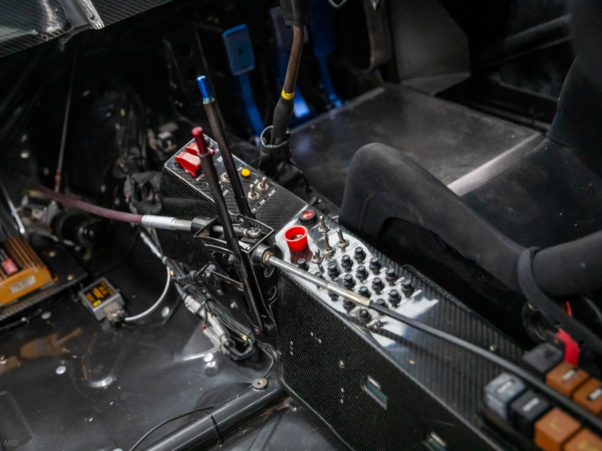 FORD BF 888 LOWNDES SUPERCAR 888 CRAIG LOWNDES BUILT BY TRIPLE EIGHT ...