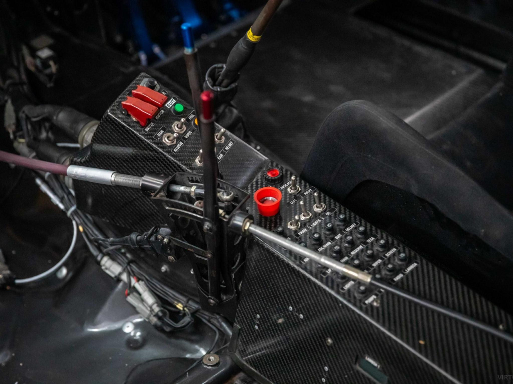 FORD BF 888 LOWNDES SUPERCAR 888 CRAIG LOWNDES BUILT BY TRIPLE EIGHT ...