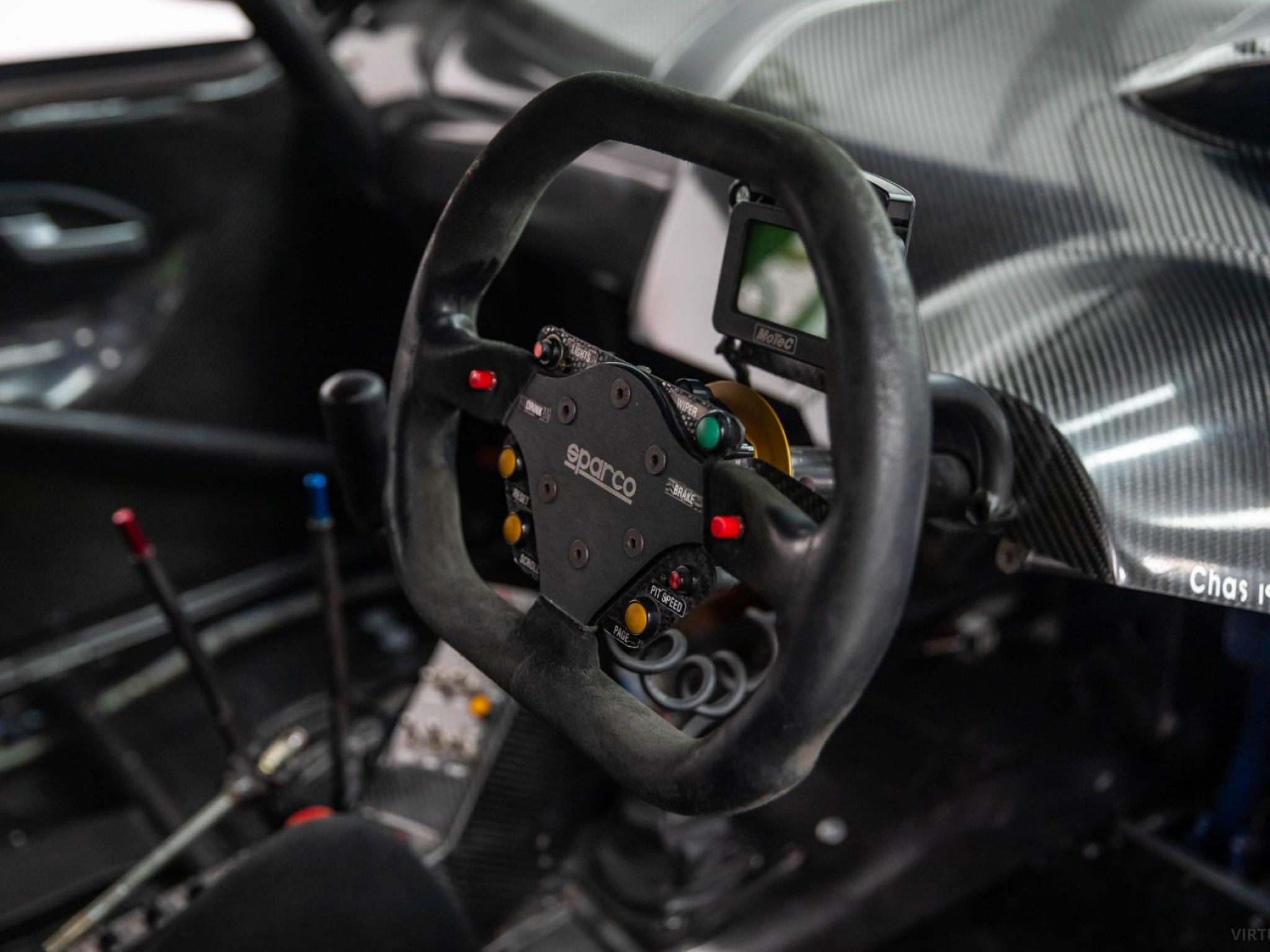 FORD BF 888 LOWNDES SUPERCAR 888 CRAIG LOWNDES BUILT BY TRIPLE EIGHT ...