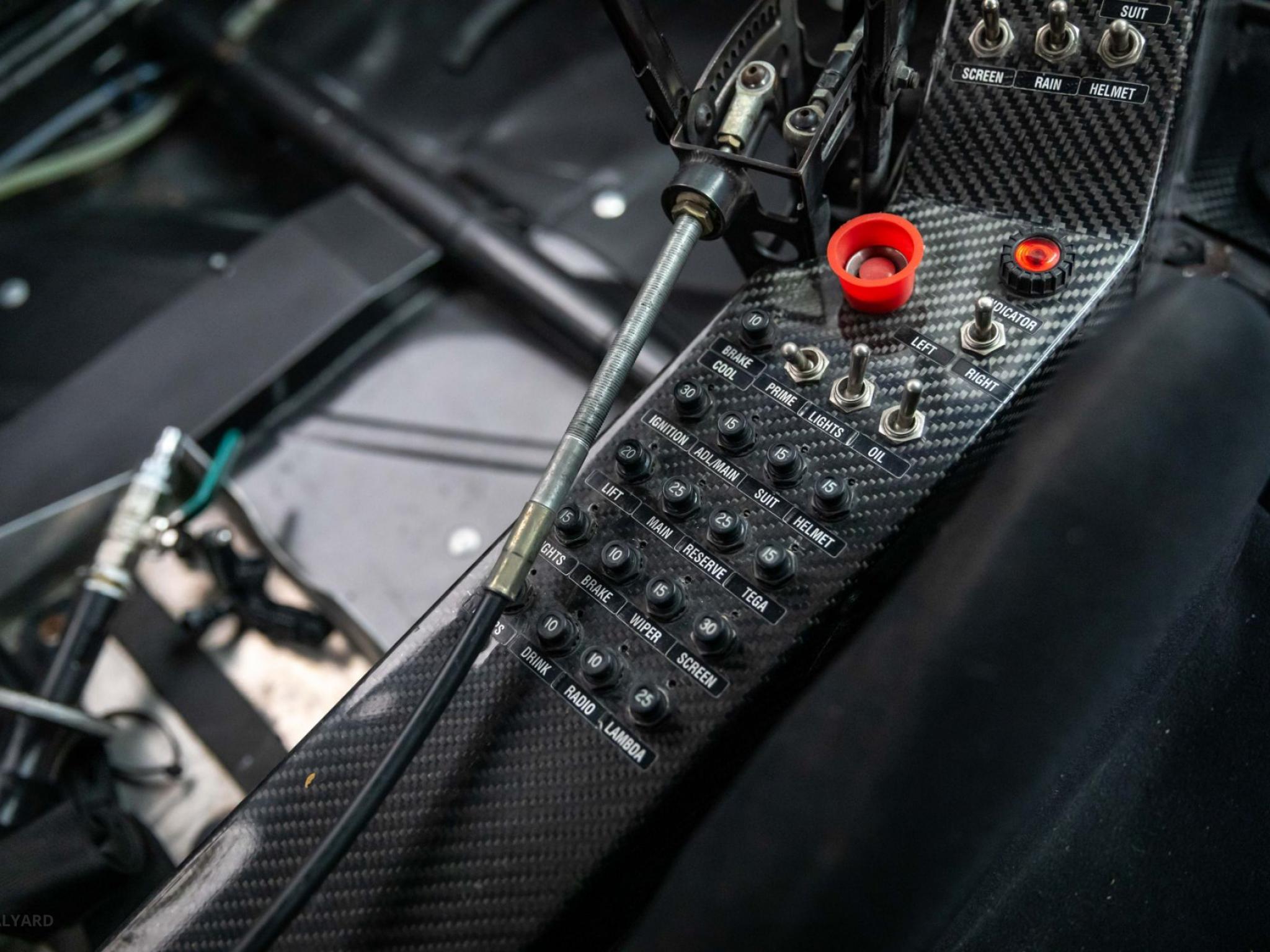 FORD BF 888 LOWNDES SUPERCAR 888 CRAIG LOWNDES BUILT BY TRIPLE EIGHT ...