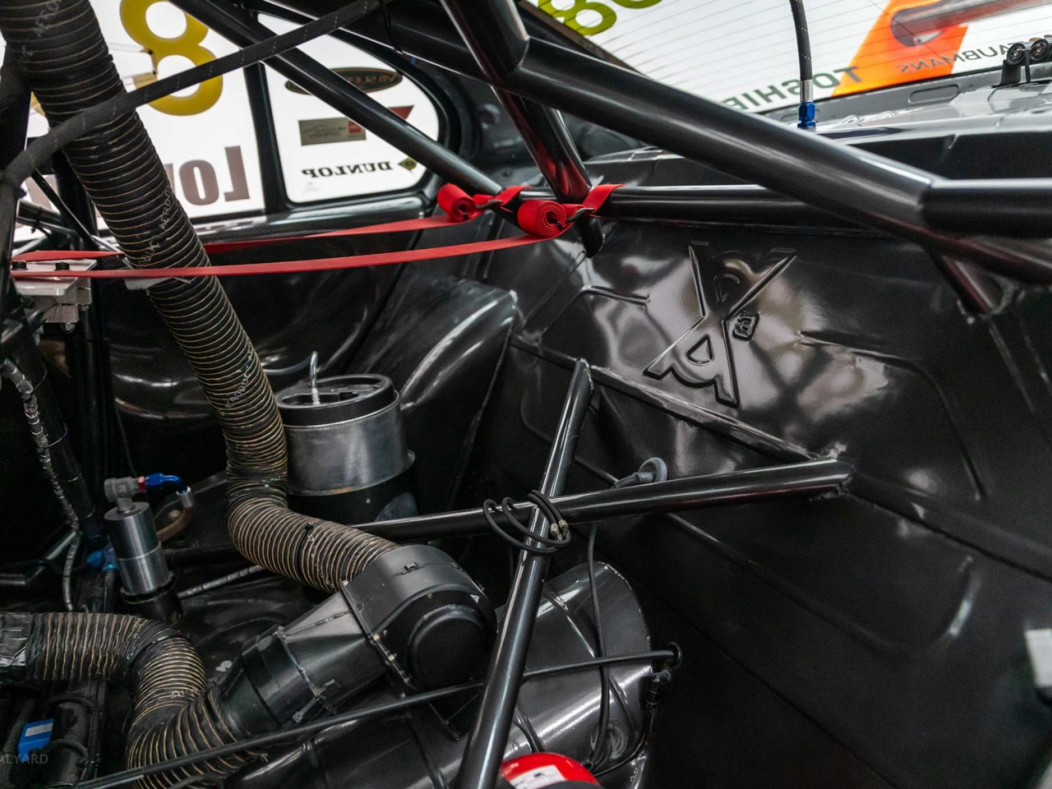 FORD BF 888 LOWNDES SUPERCAR 888 CRAIG LOWNDES BUILT BY TRIPLE EIGHT ...