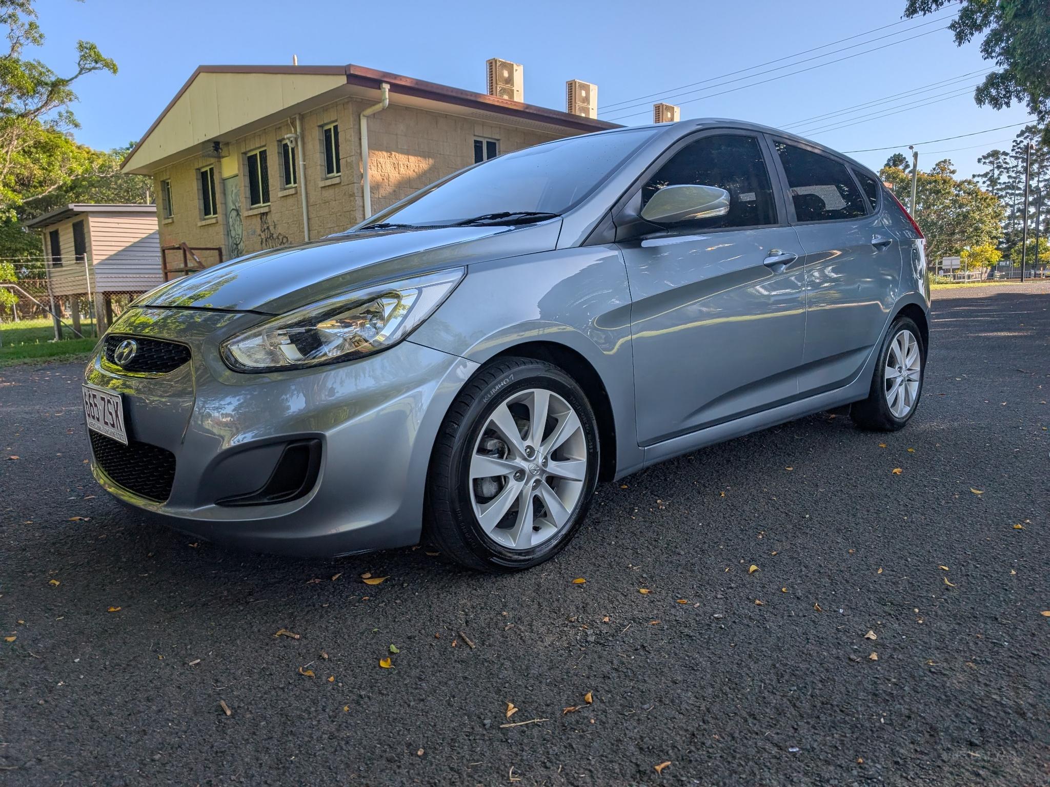 HYUNDAI ACCENT
