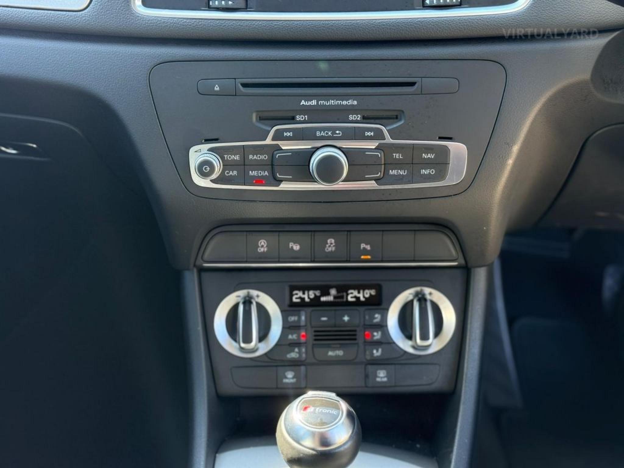AUDI Q3