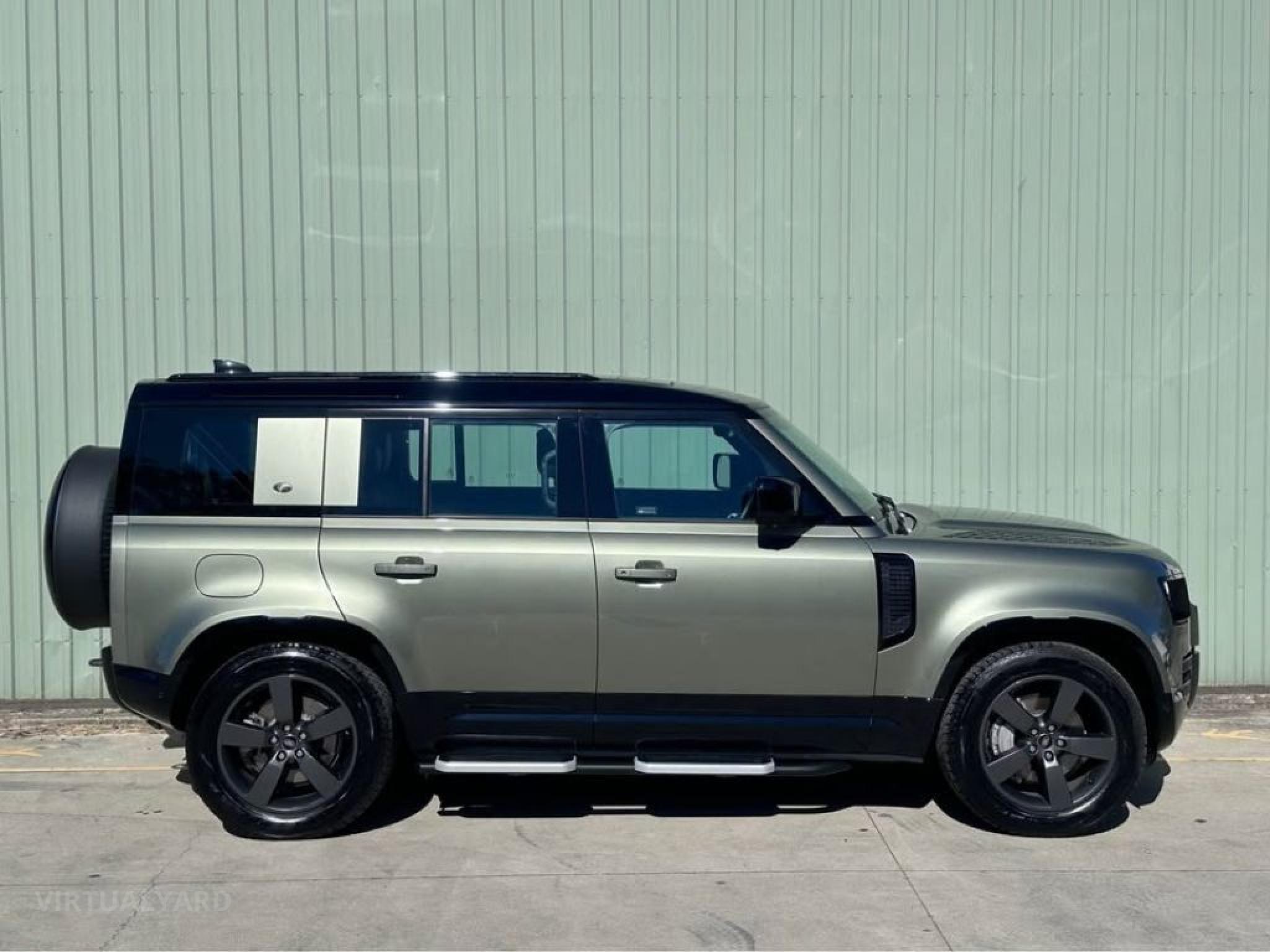 LAND ROVER DEFENDER