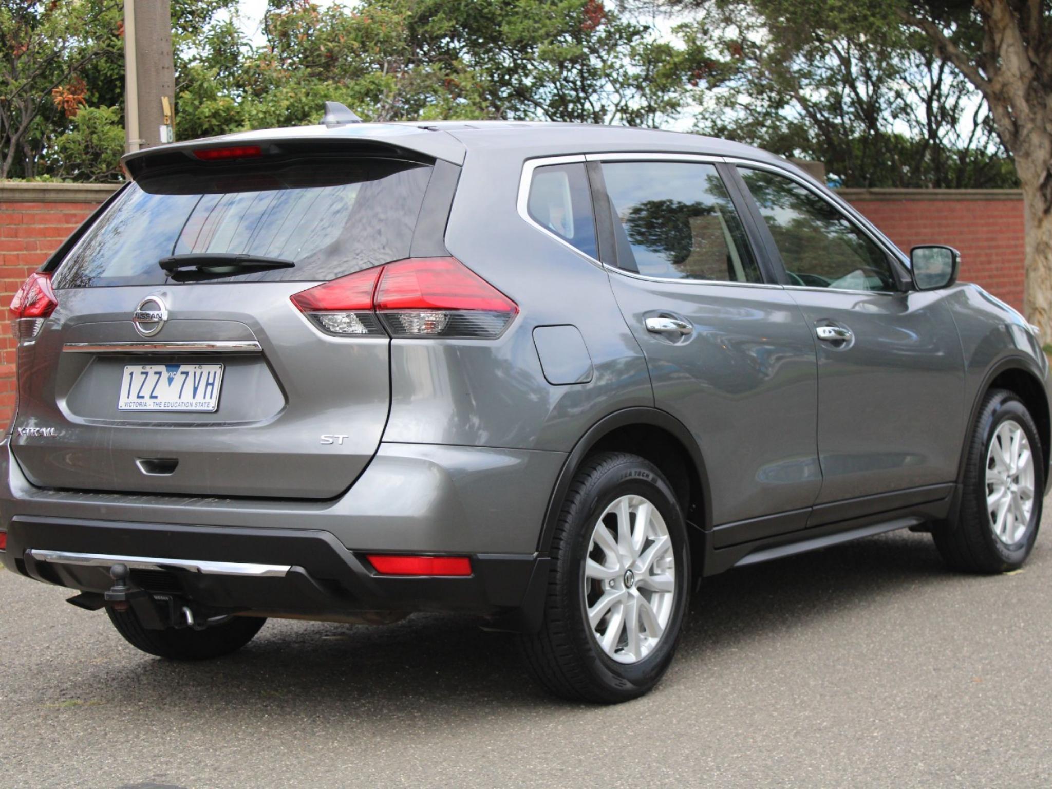 NISSAN X-TRAIL