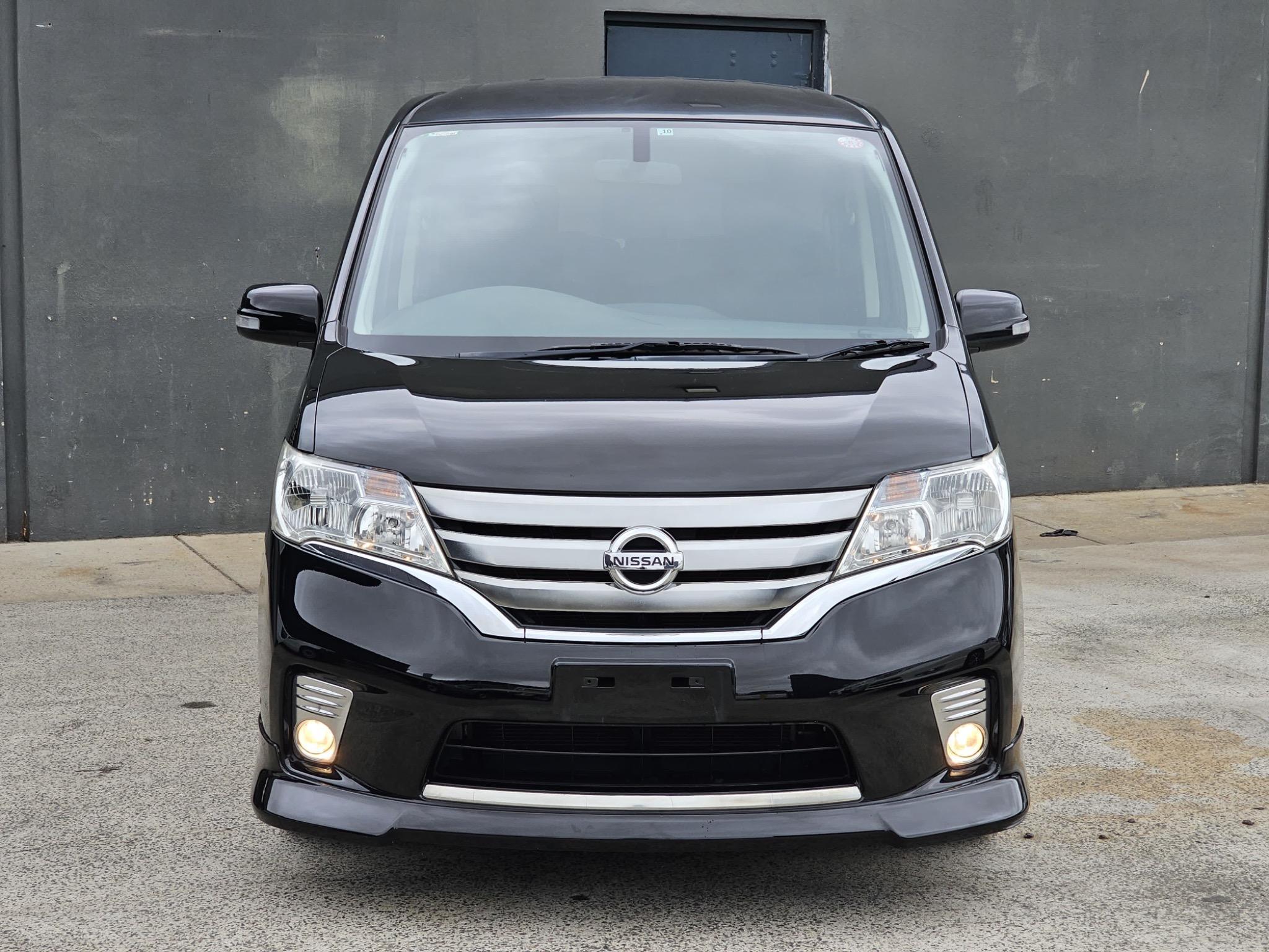 NISSAN SERENA