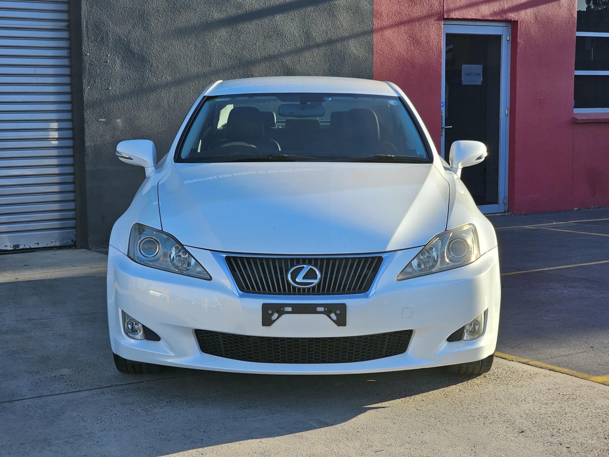 LEXUS IS350
