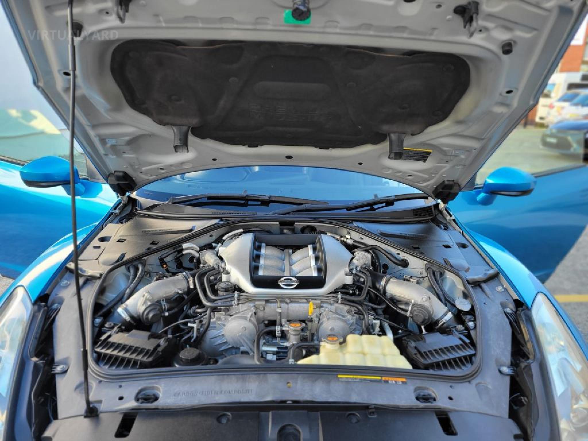 NISSAN GT-R