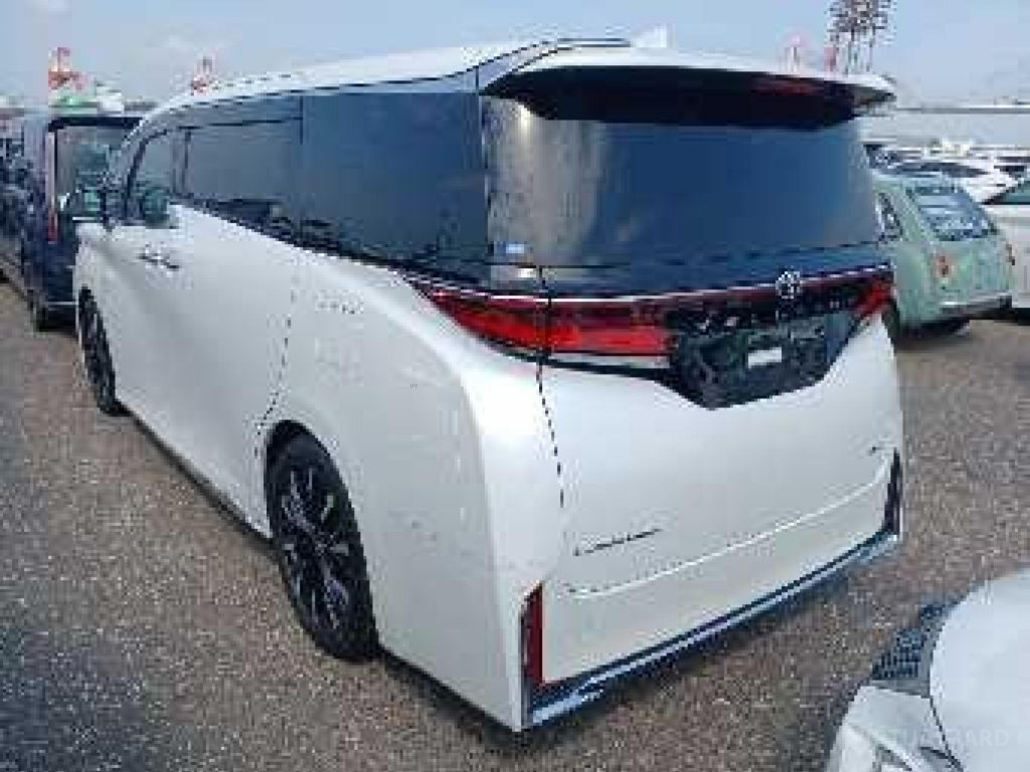TOYOTA VELLFIRE EXECUTIVE LOUNGE