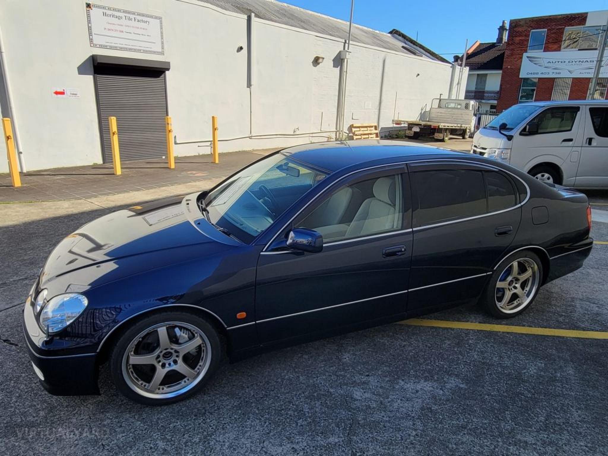 TOYOTA ARISTO V300