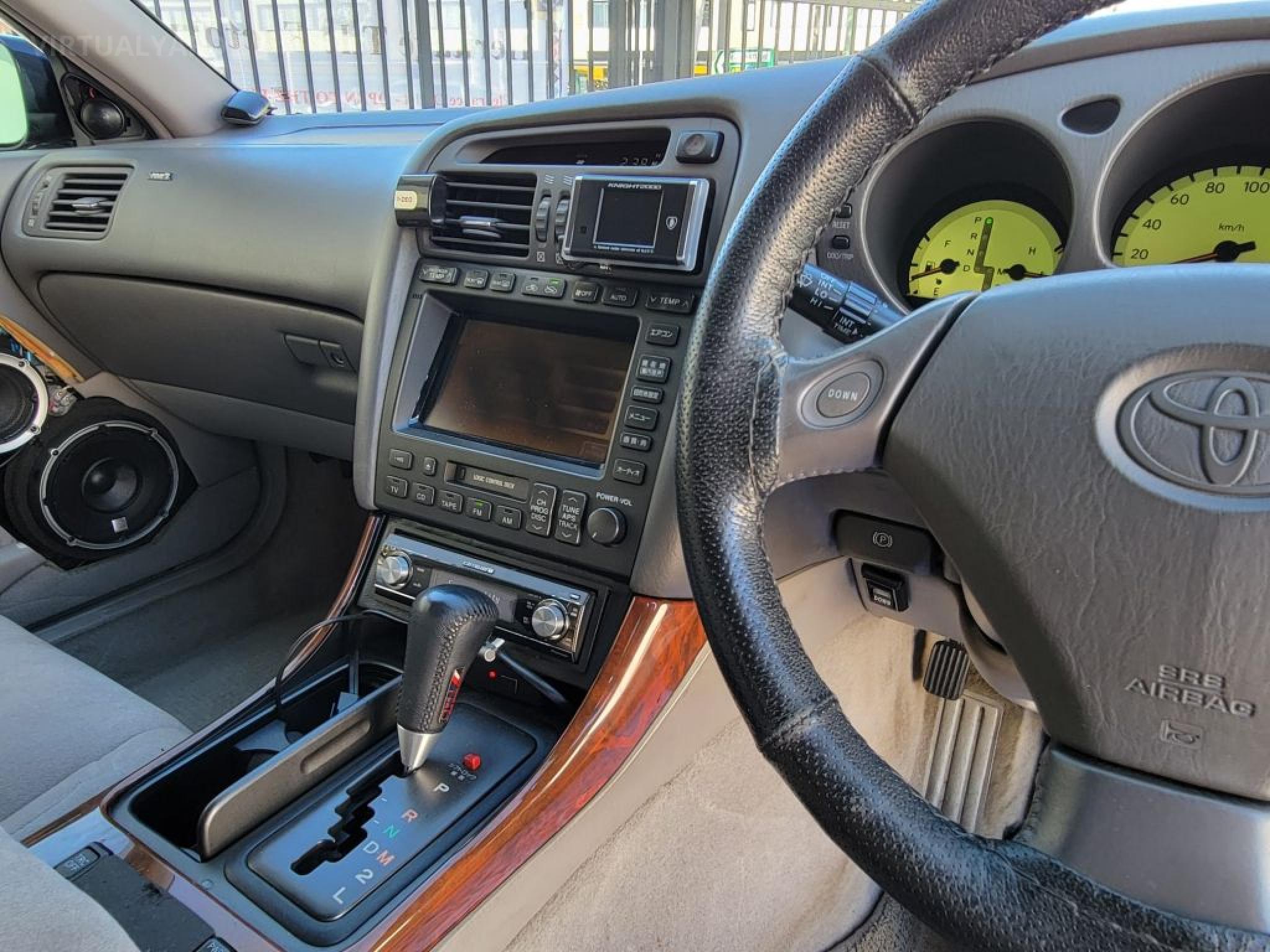 TOYOTA ARISTO V300
