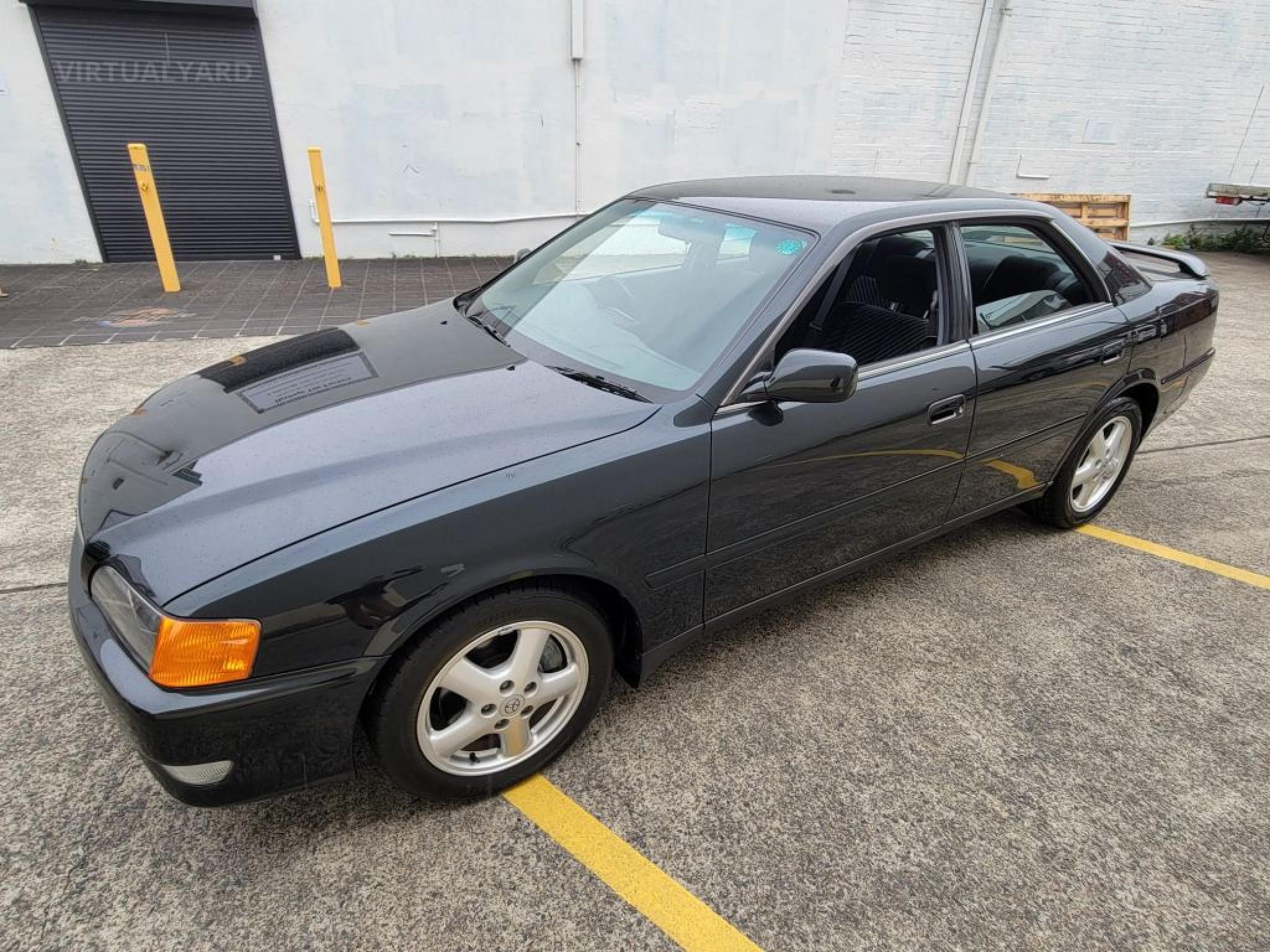 TOYOTA CHASER TOURER V