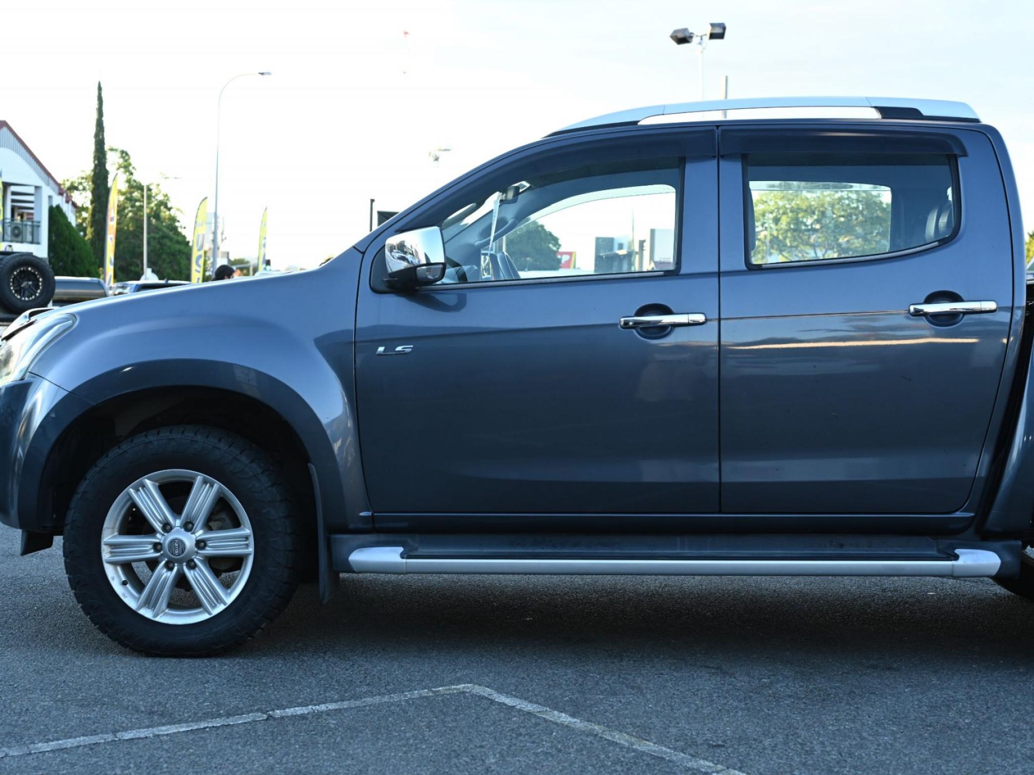 Isuzu D-MAX