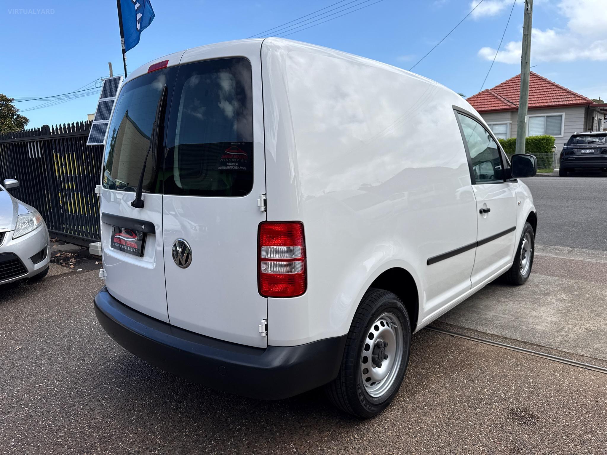 VOLKSWAGEN CADDY